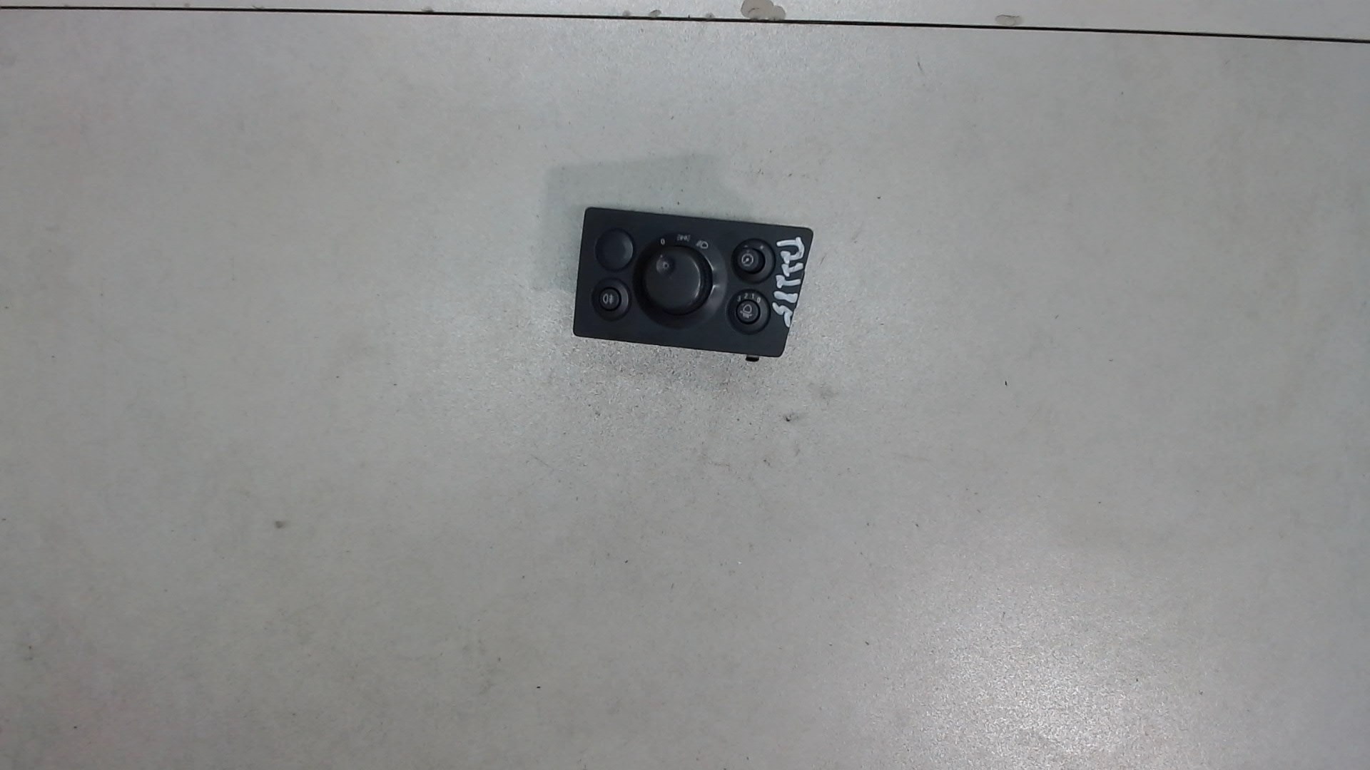 Переключатель света фар