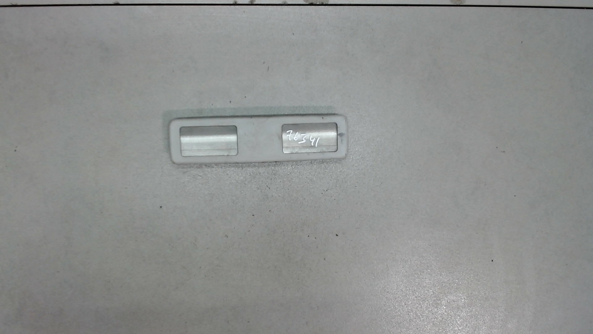 Плафон салонный