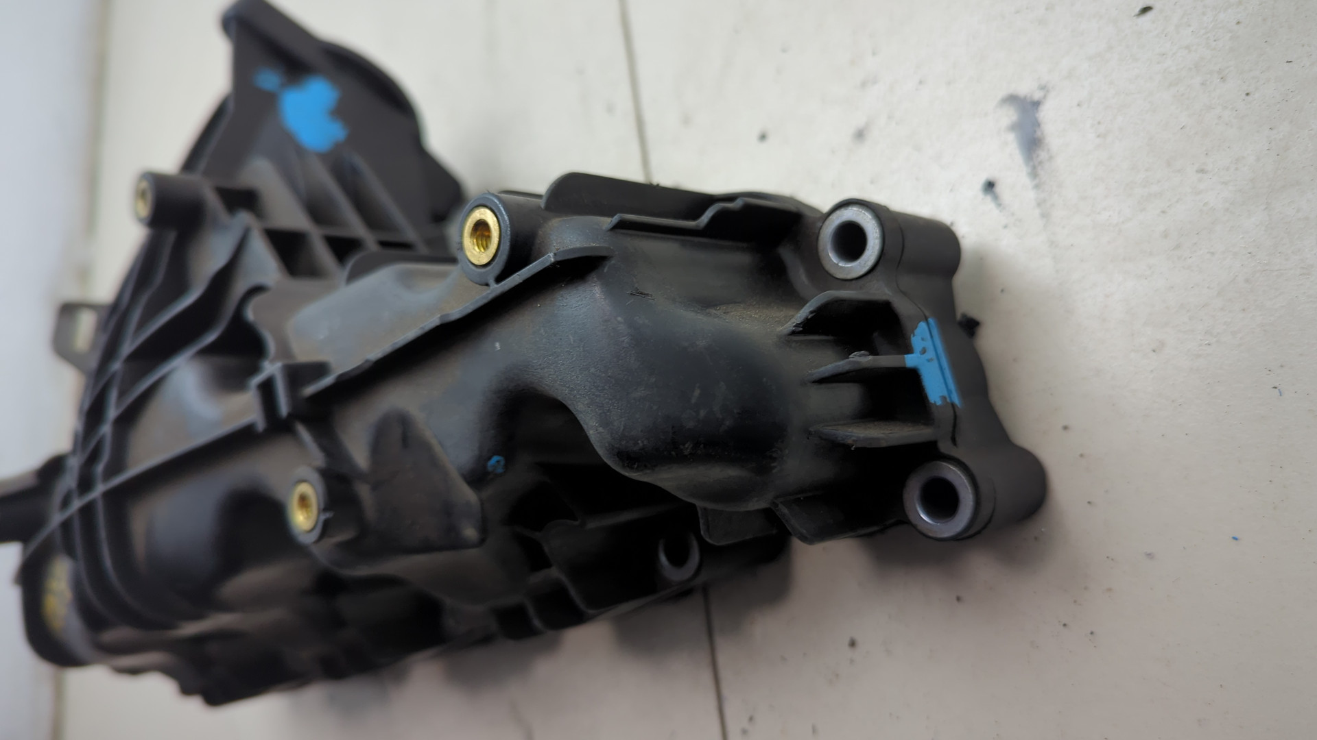 Коллектор впускной