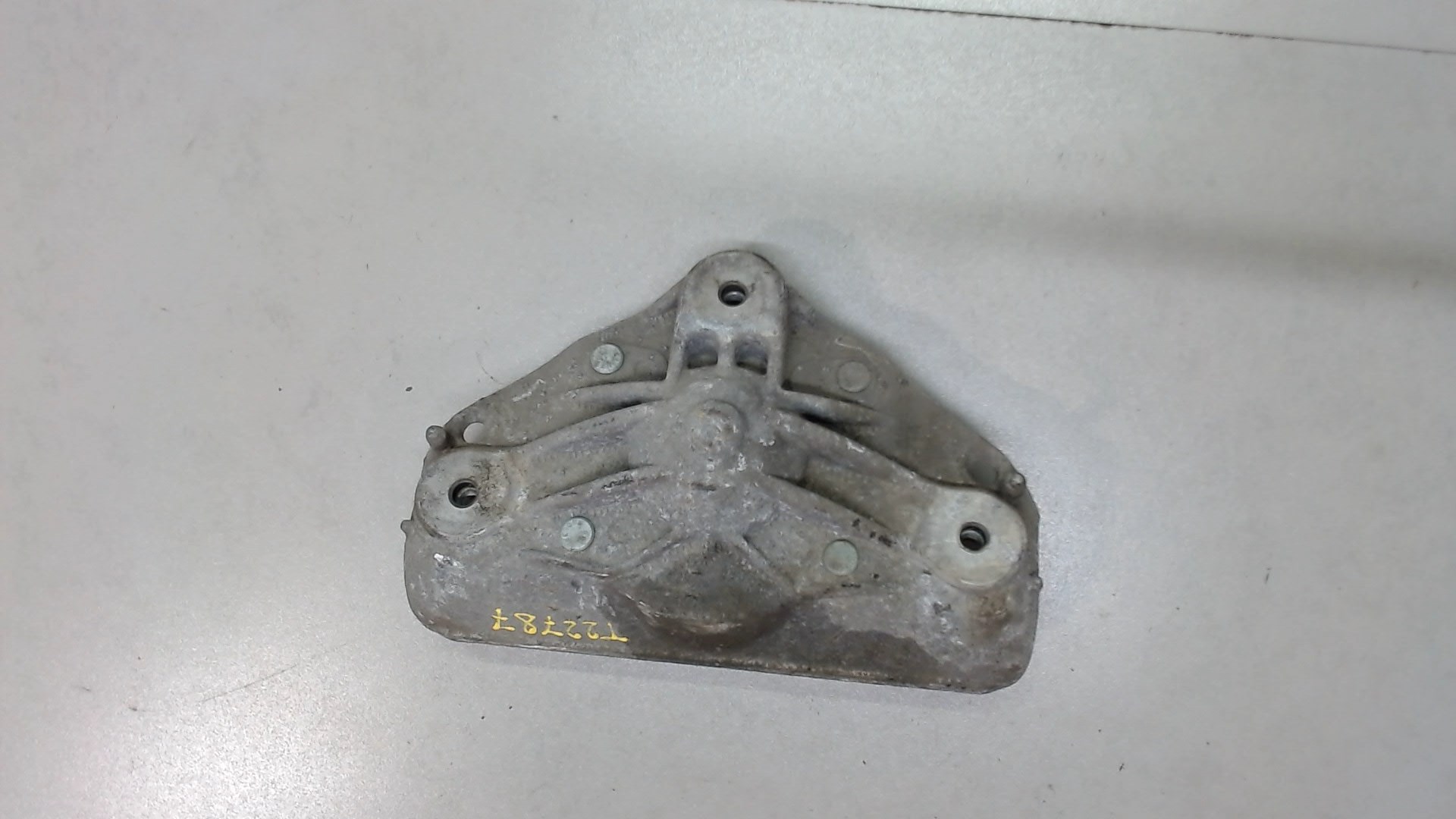 Опора переднего амортизатора верхняя