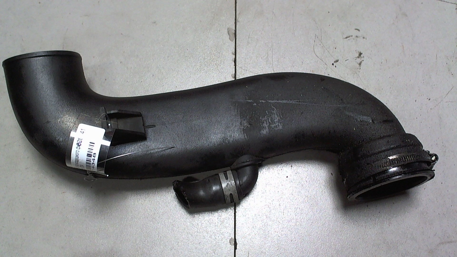 Патрубок воздушного фильтра