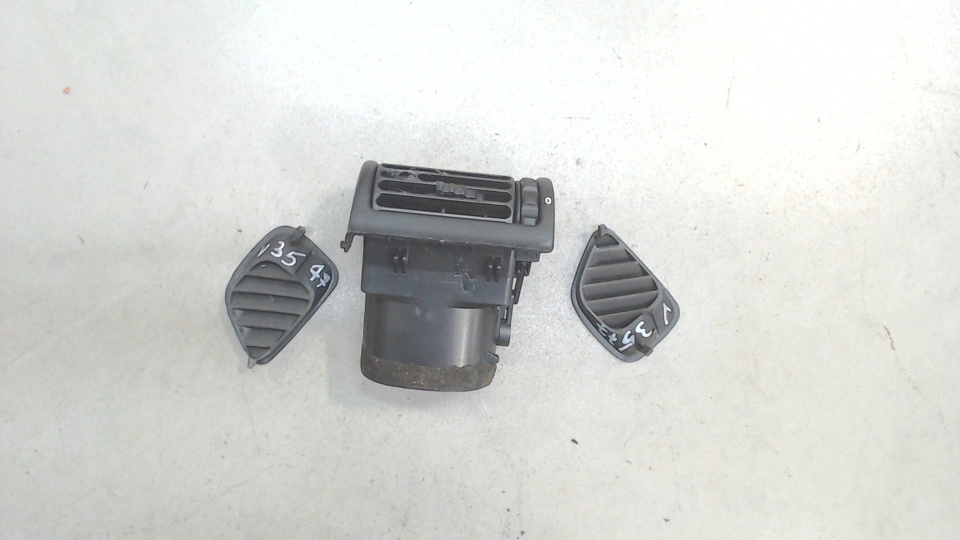 Дефлектор воздушный