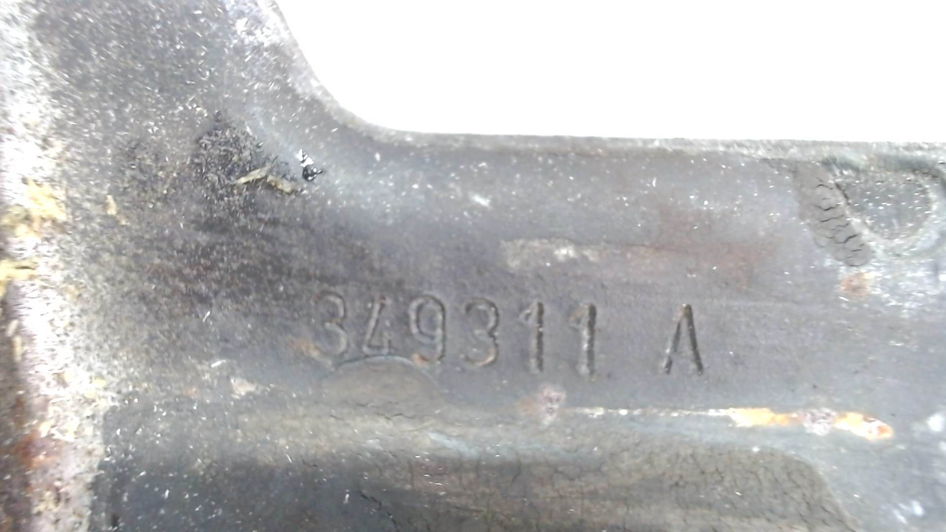 Опора КПП левая