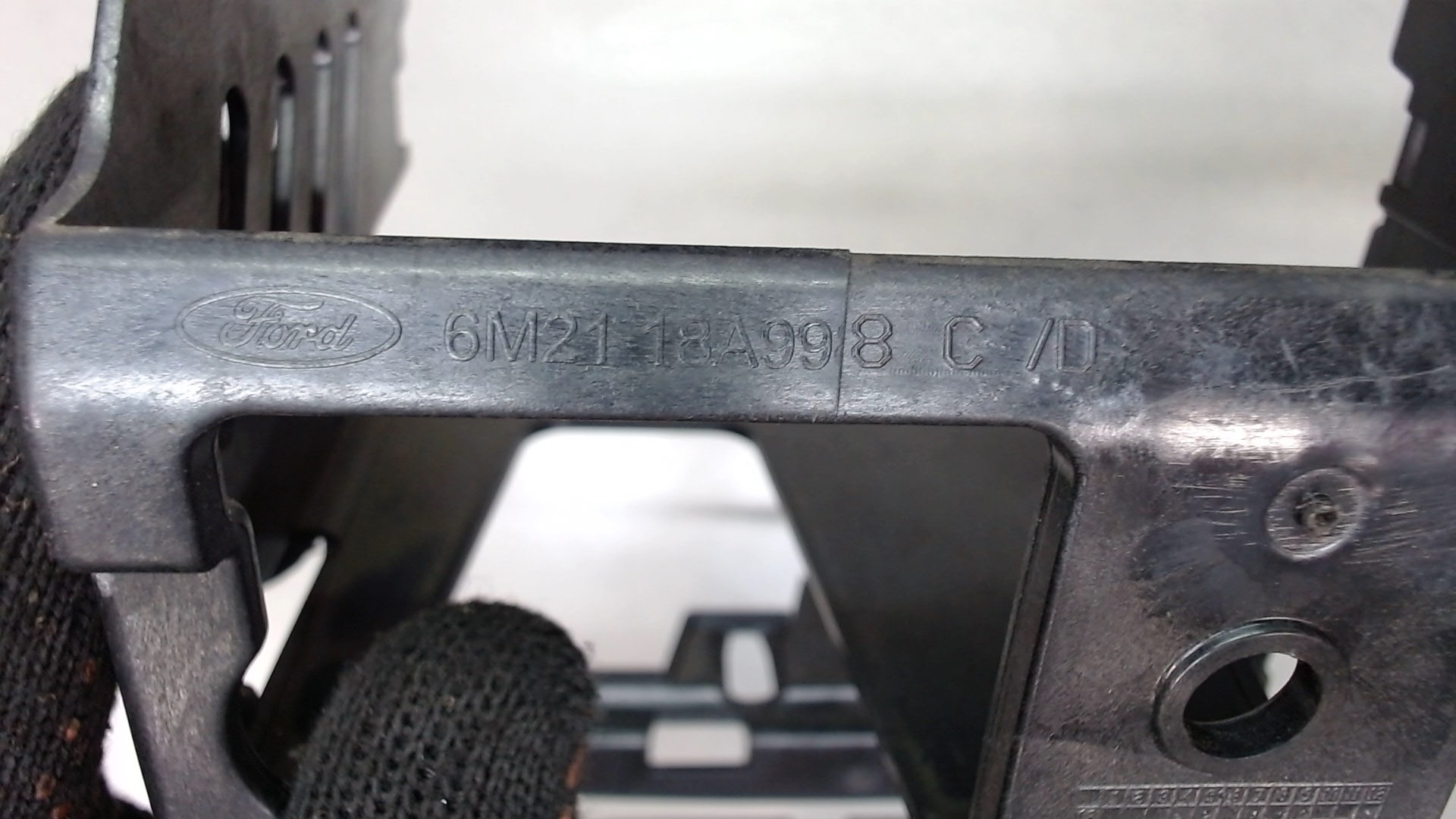 Кронштейн (сопут. товар)