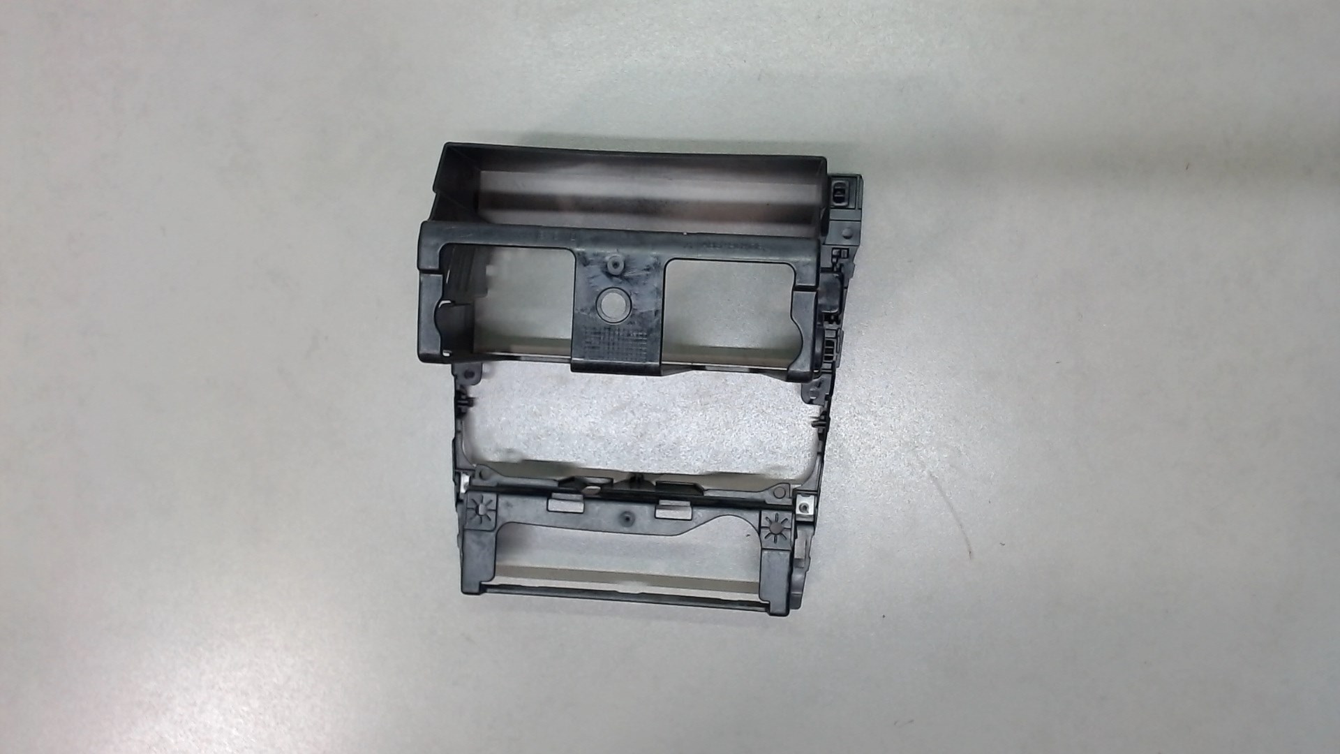 Кронштейн (сопут. товар)