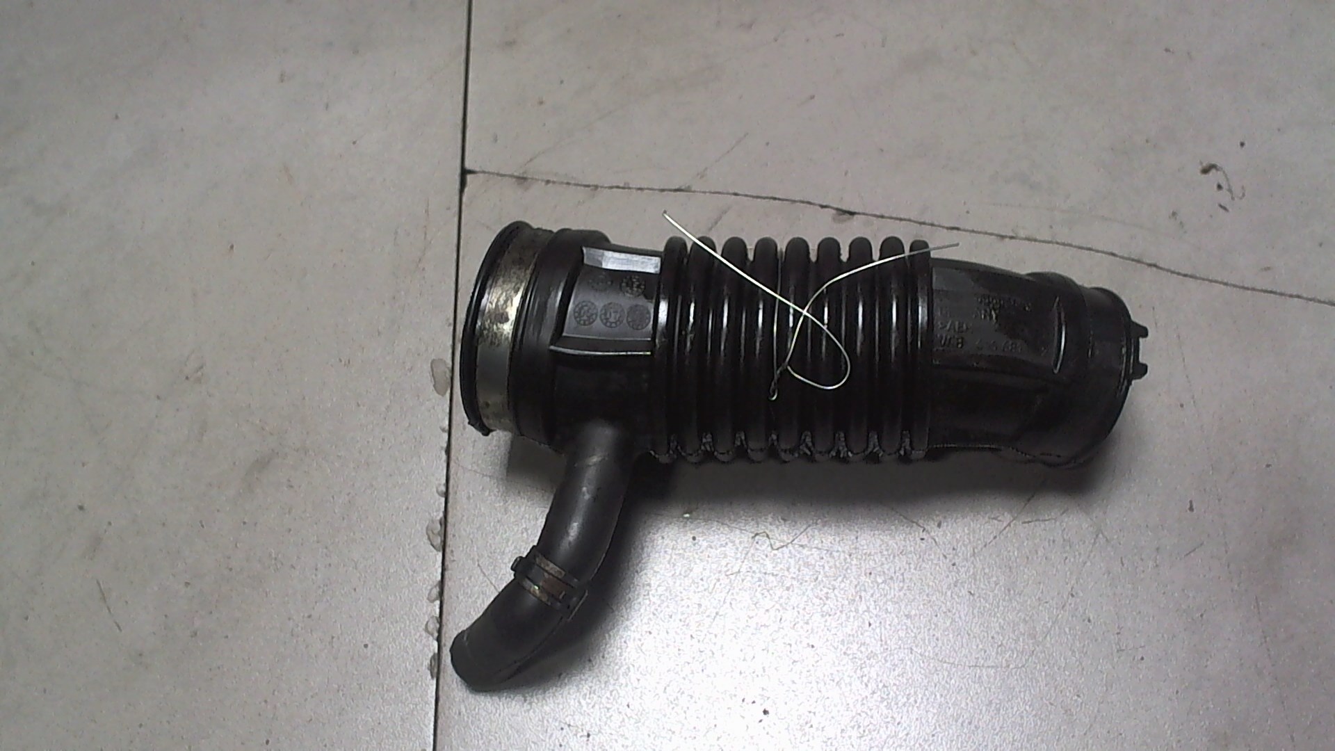 Патрубок воздушного фильтра