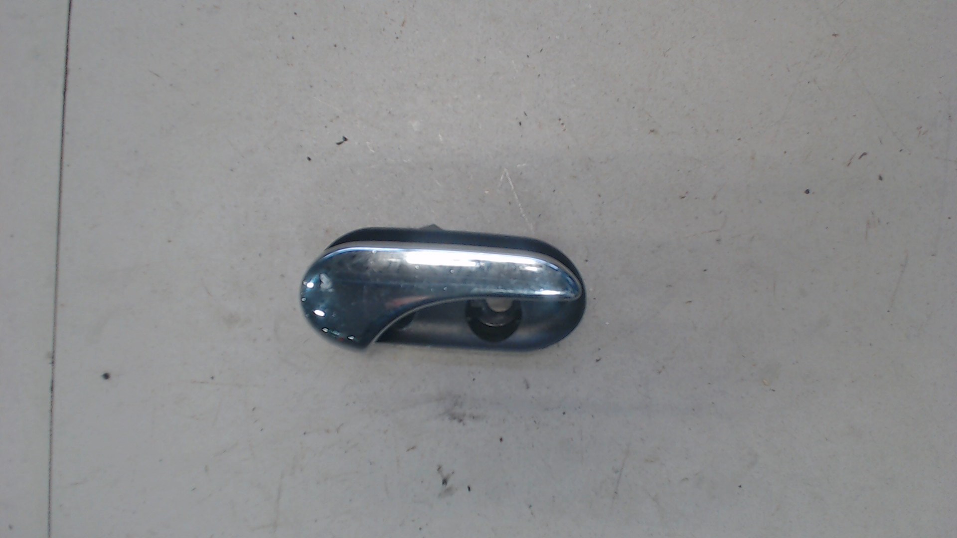 Ручка двери задней внутренняя правая