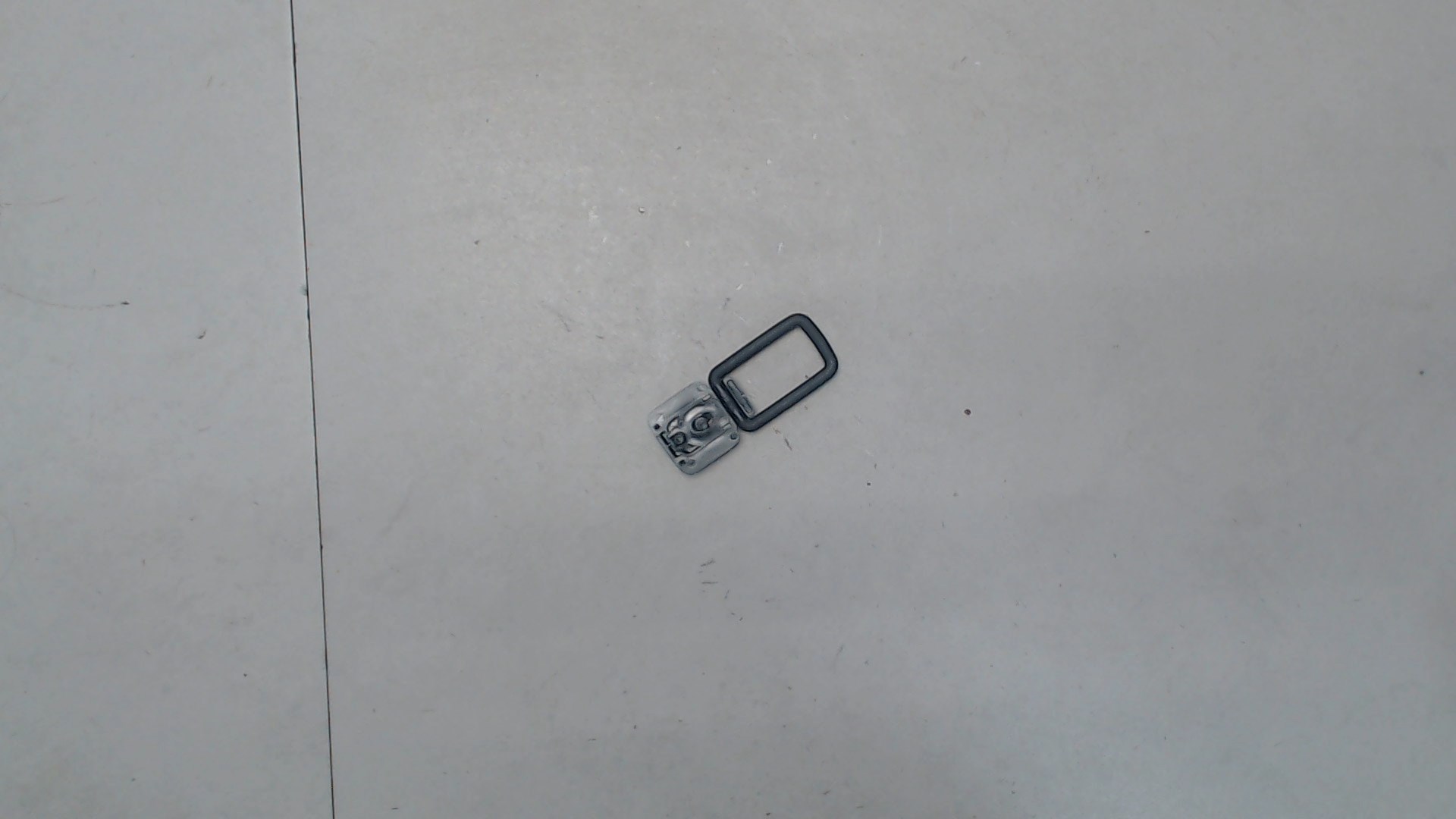 Кронштейн (сопут. товар)