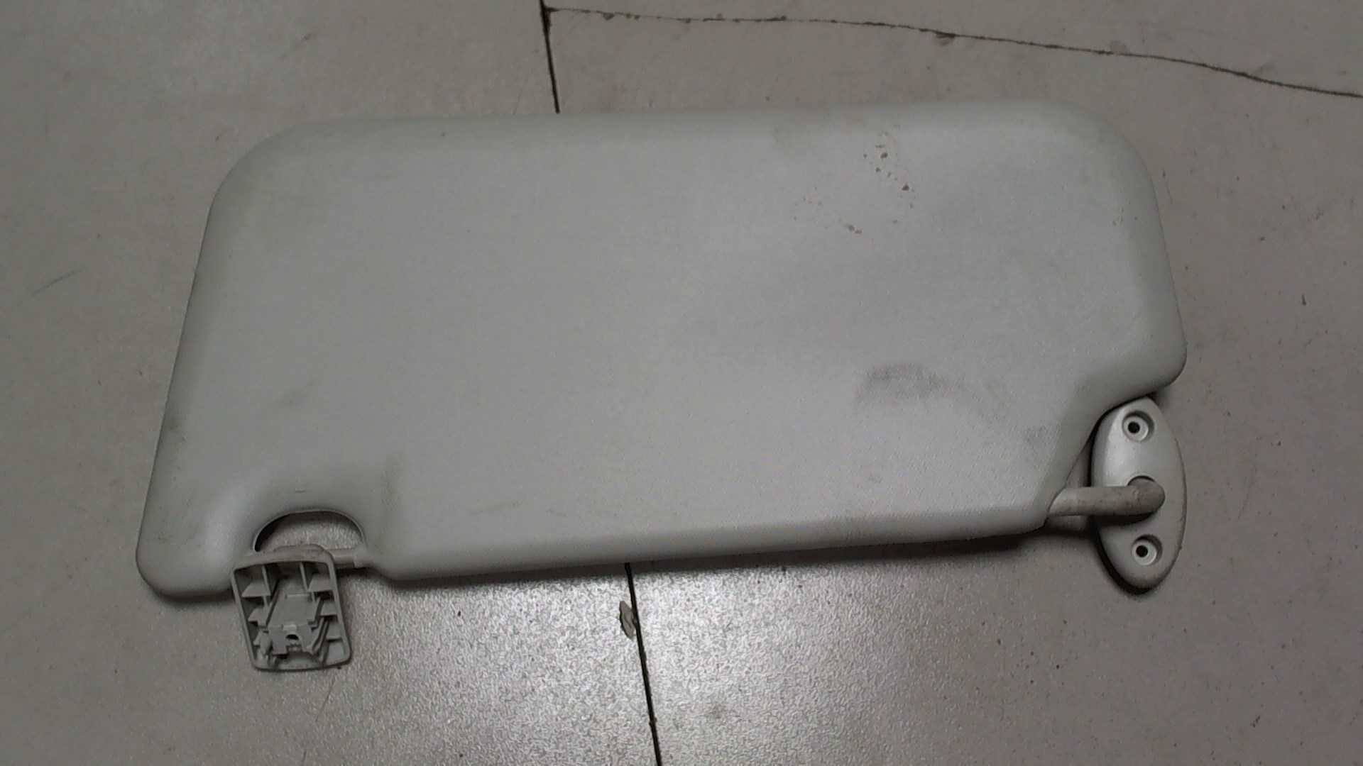 Козырек солнцезащитный