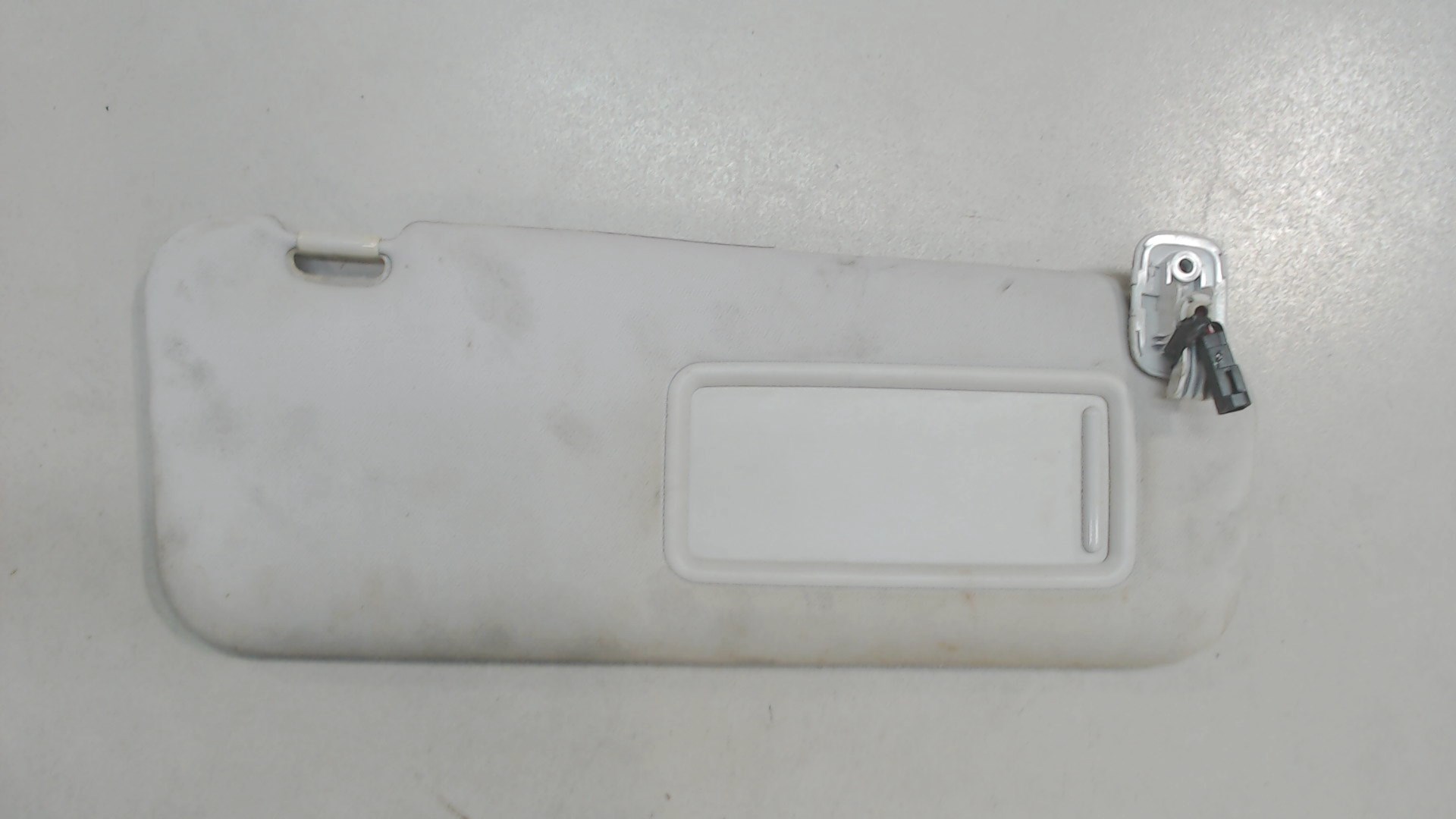 Козырек солнцезащитный