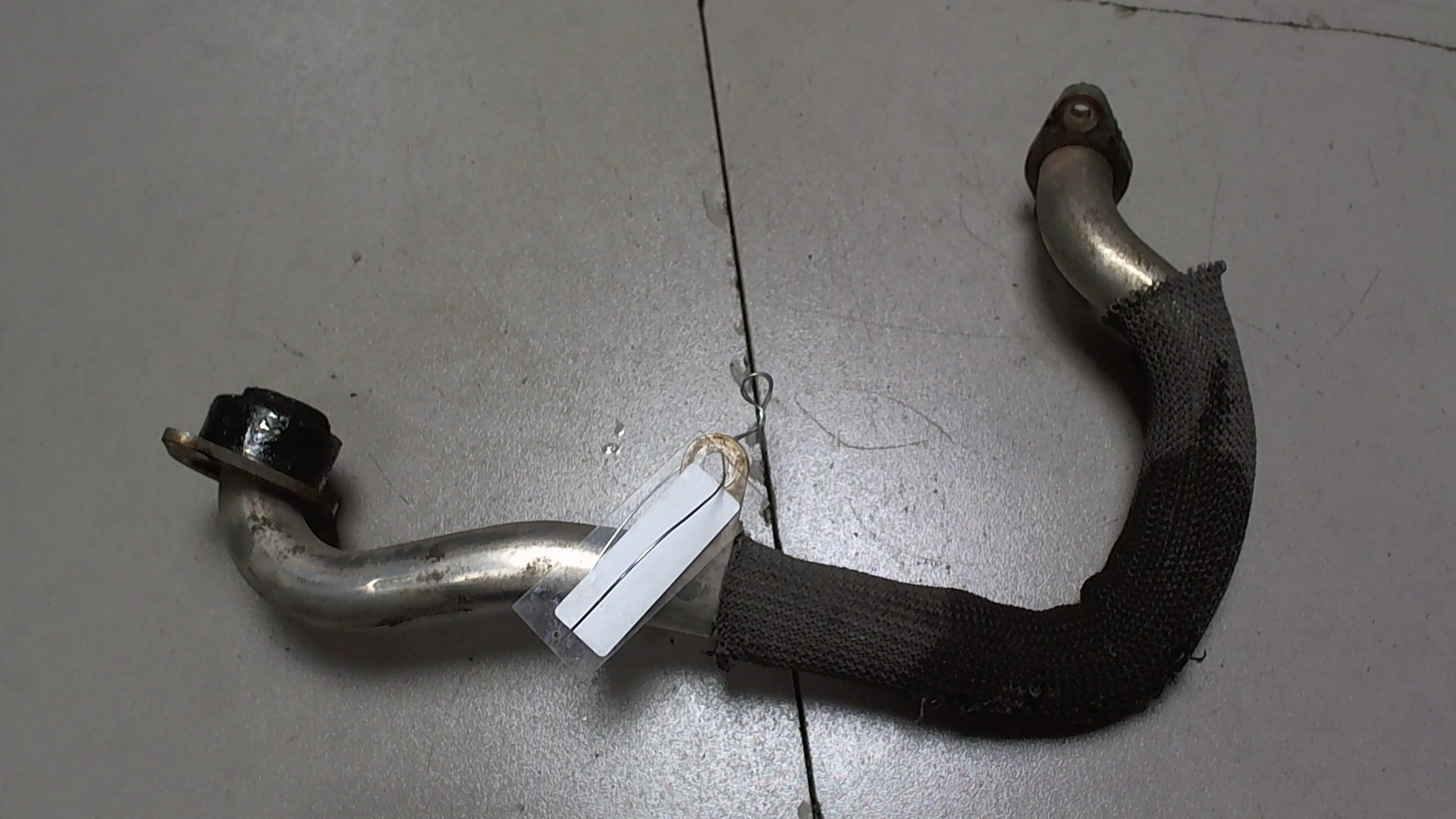 Трубка вентиляционная