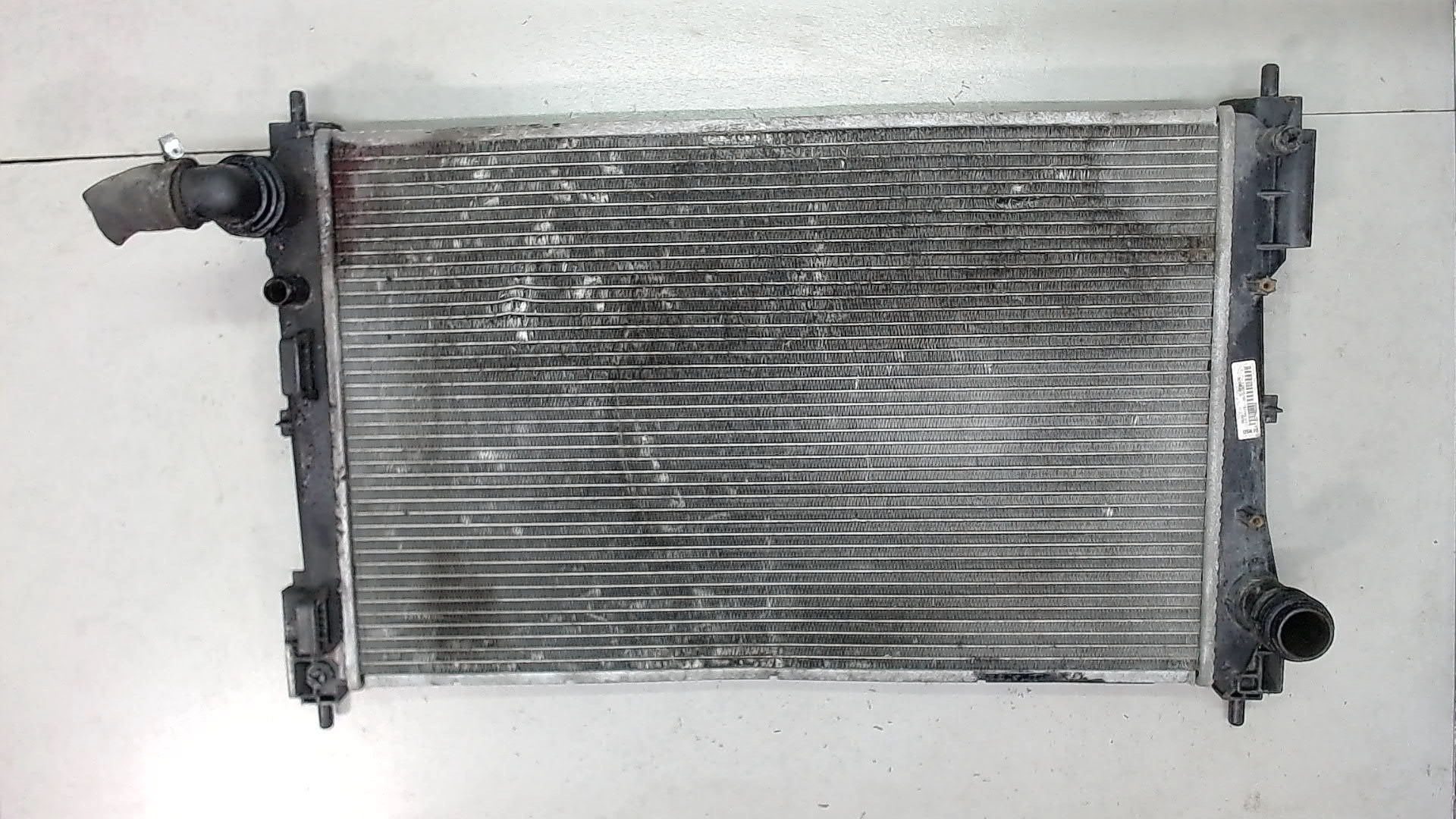 Радиатор охлаждения двигателя основной