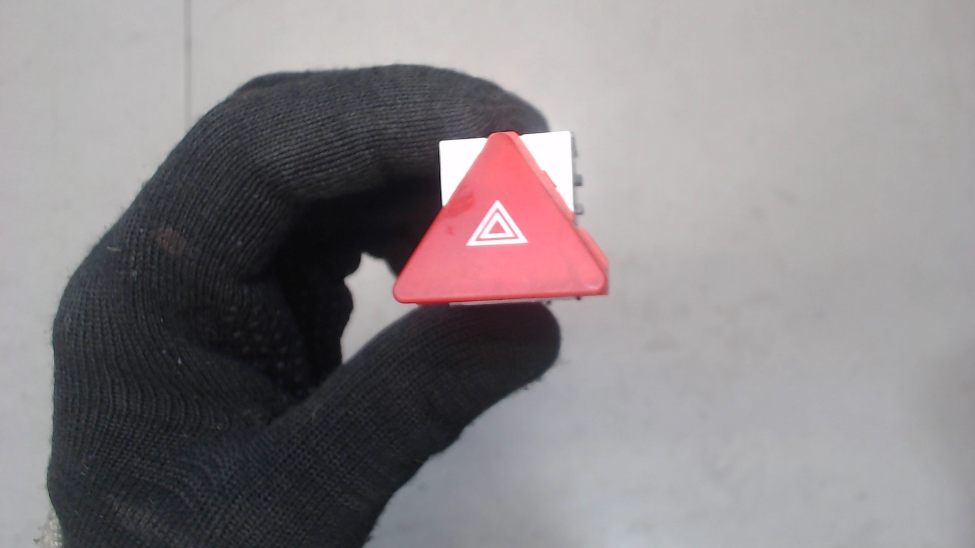 Кнопка аварийной остановки