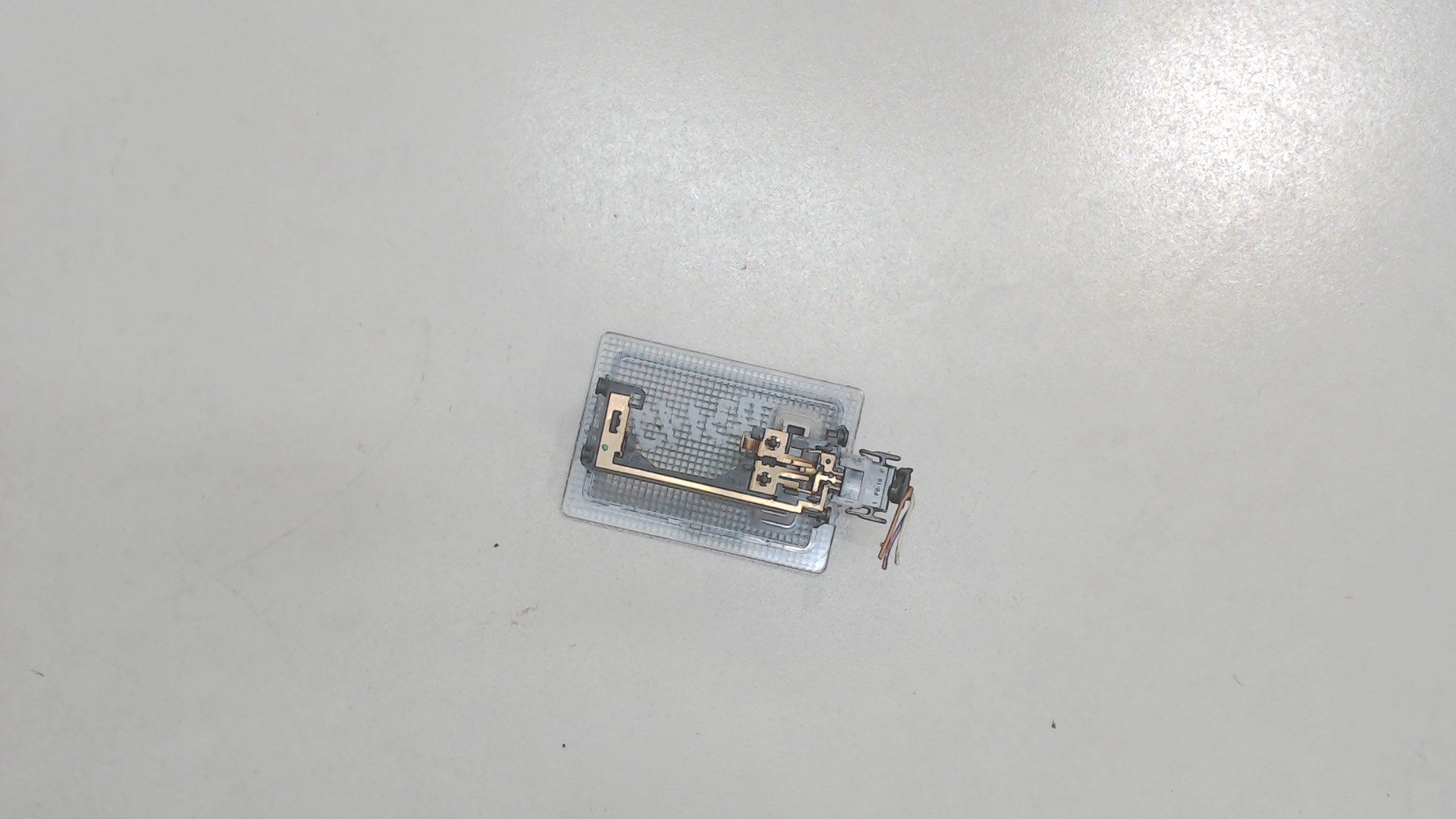 Плафон салонный