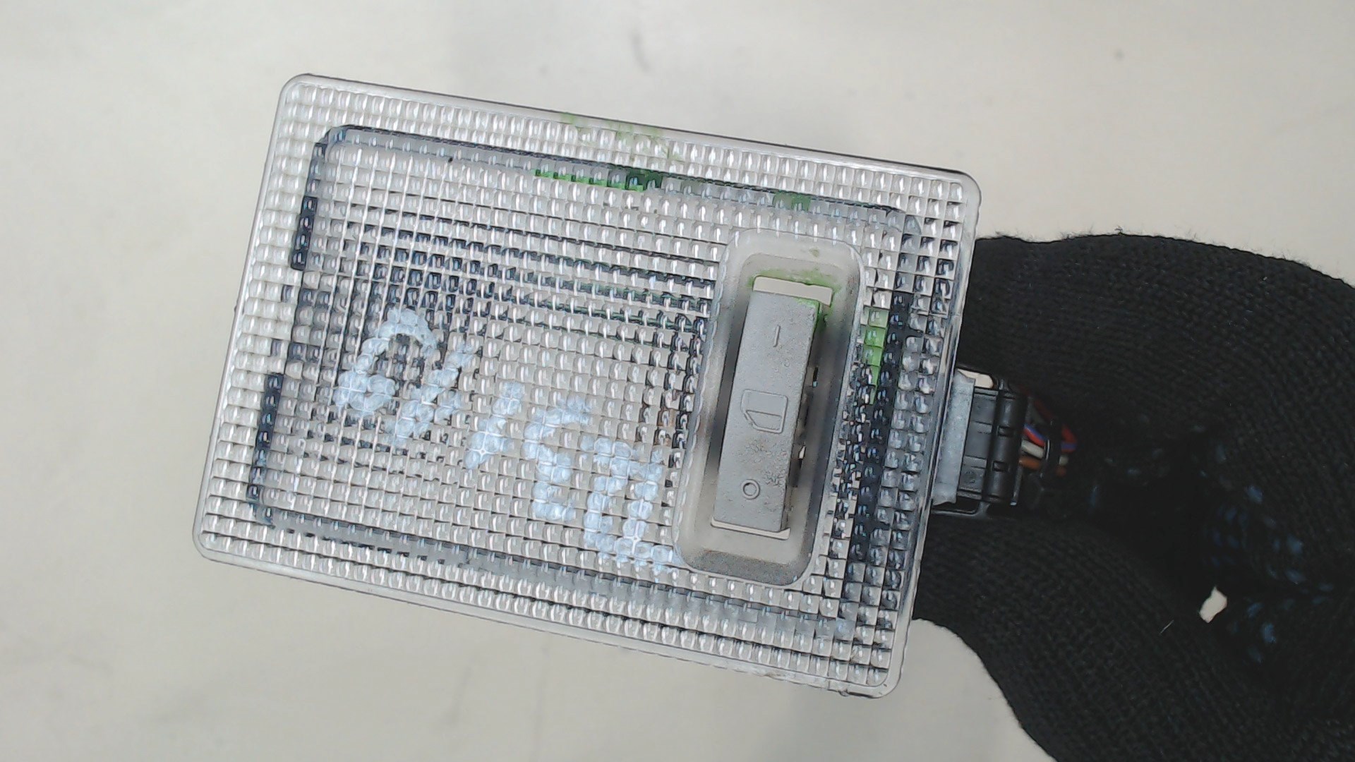 Плафон салонный