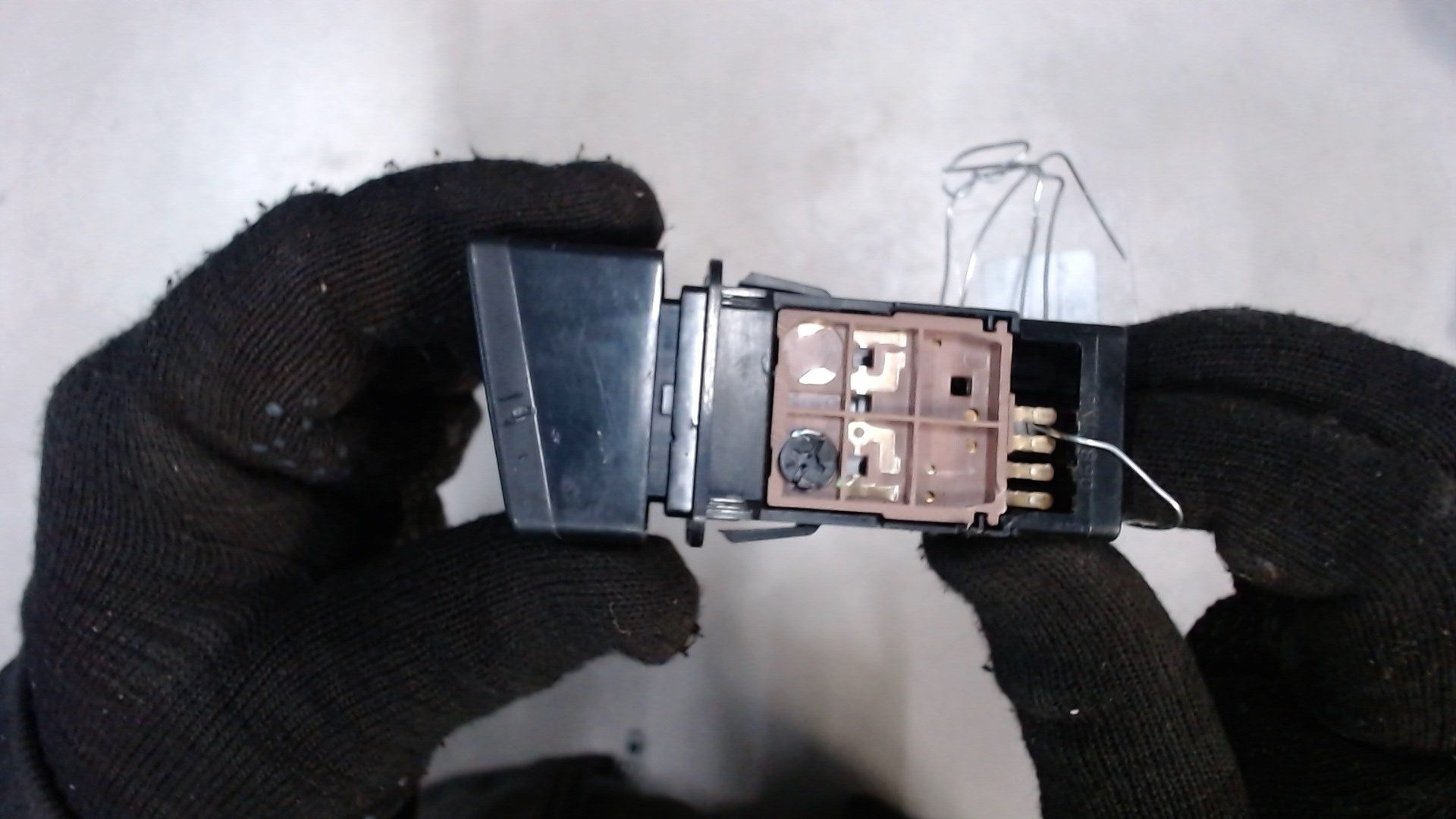 Кнопка аварийной остановки