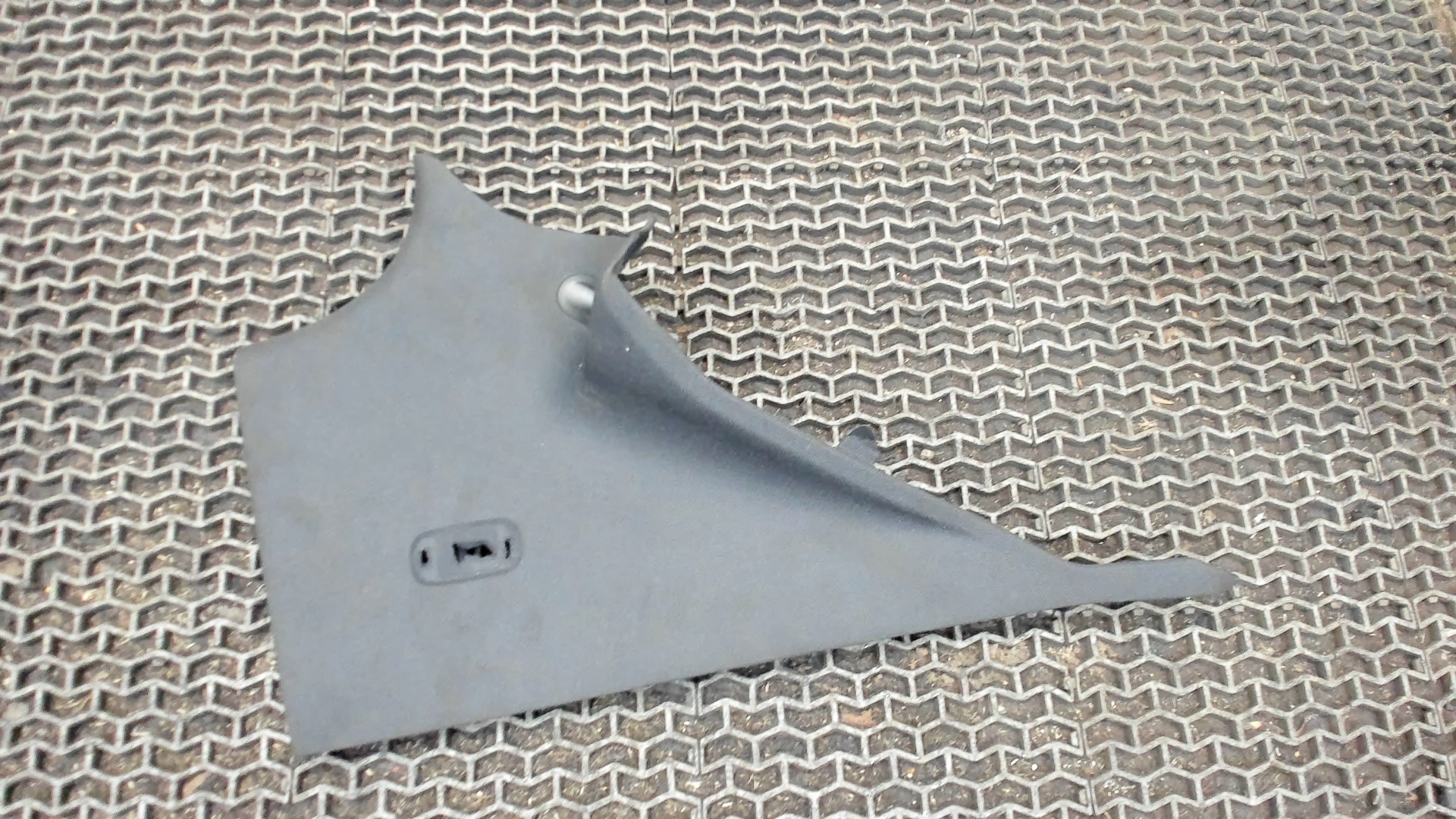 Обшивка стойки