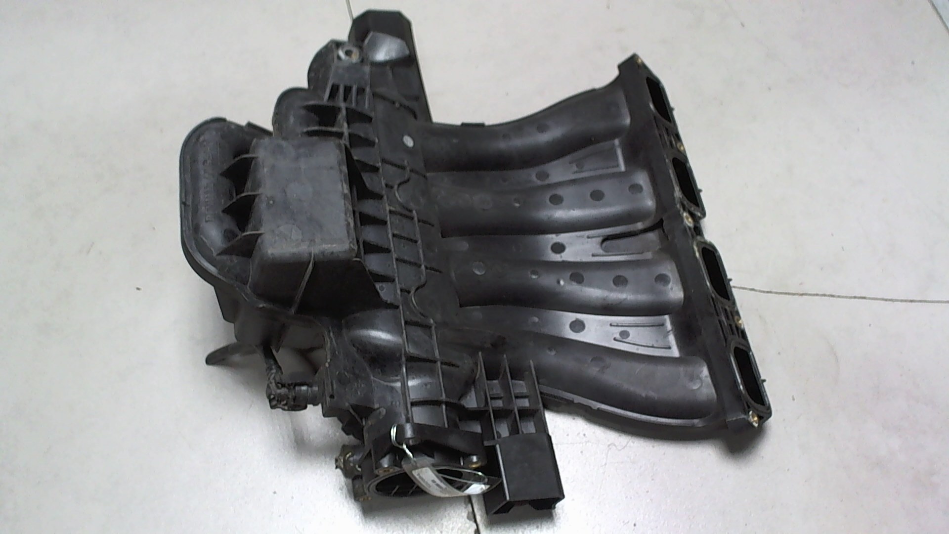 Коллектор впускной