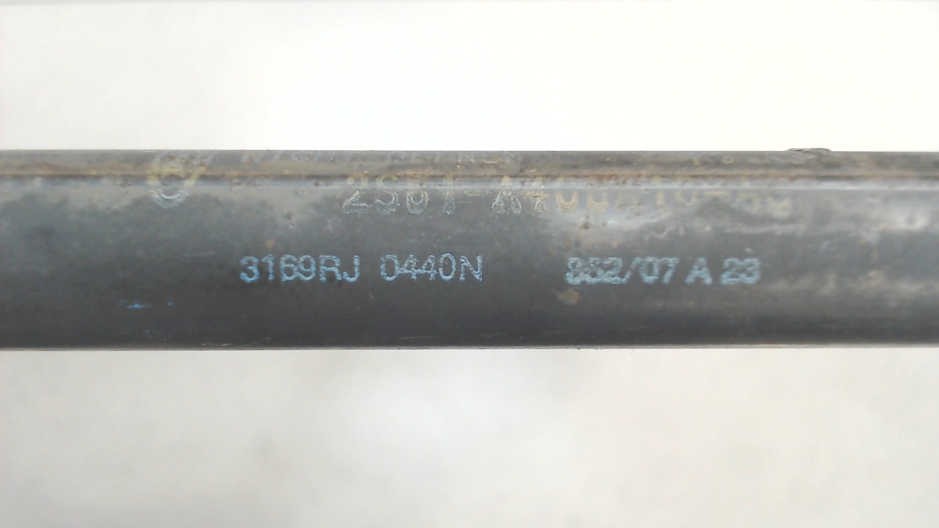 Амортизатор крышки багажника