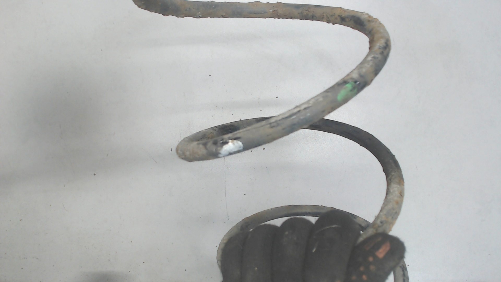 Пружина передняя