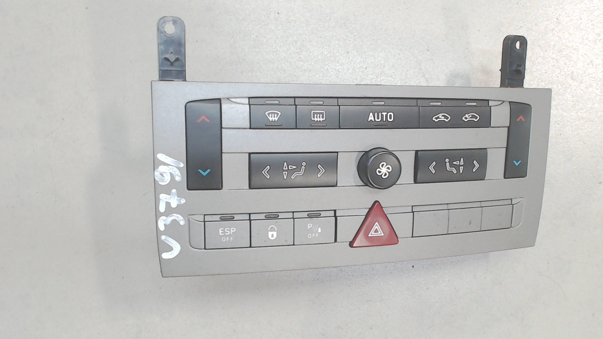 Переключатель отопителя