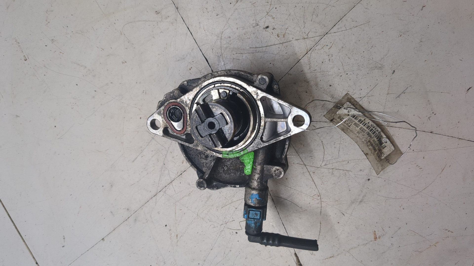 Насос вакуумный