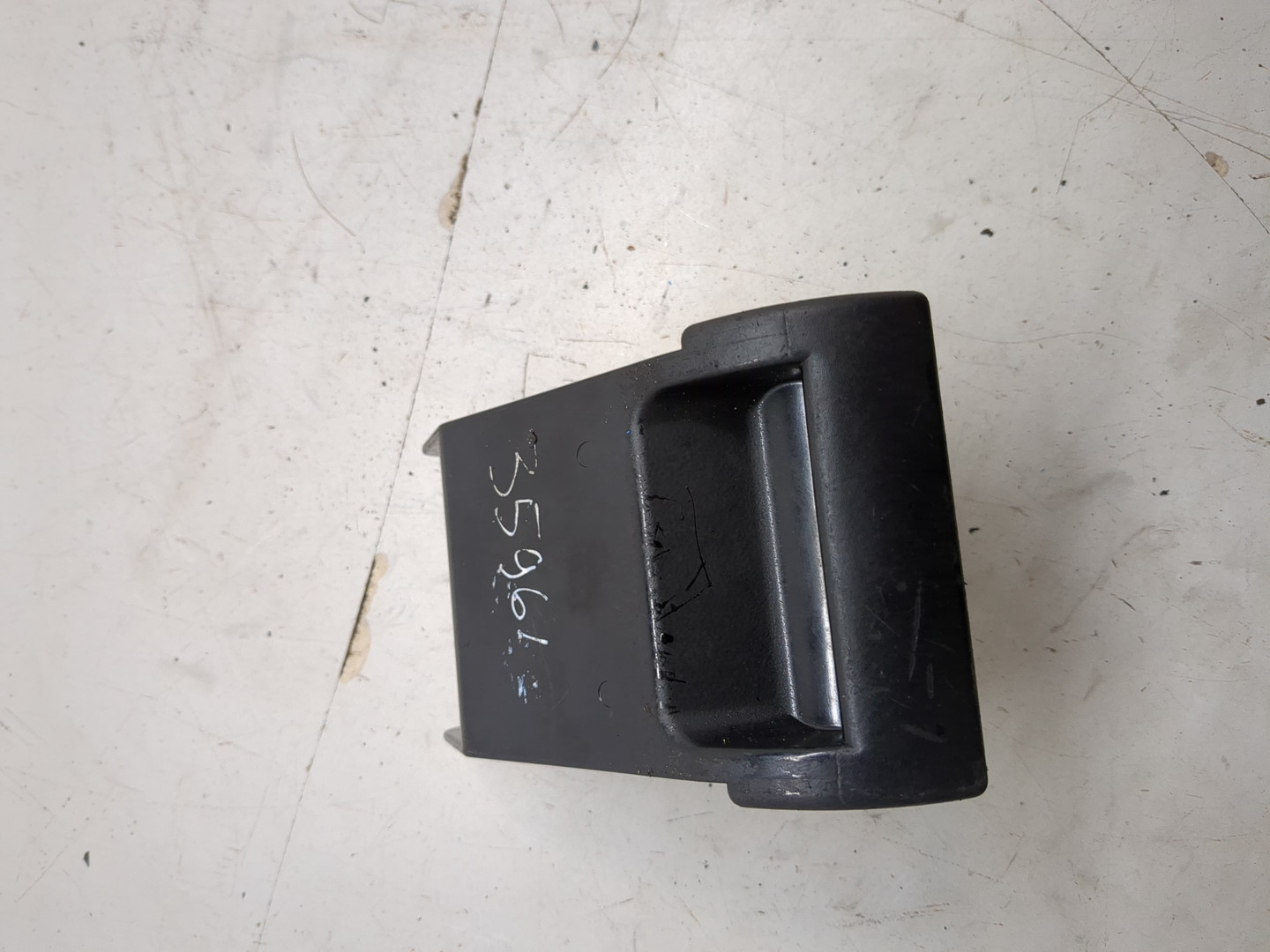 Пепельница