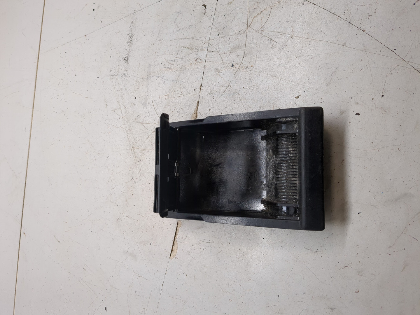 Пепельница