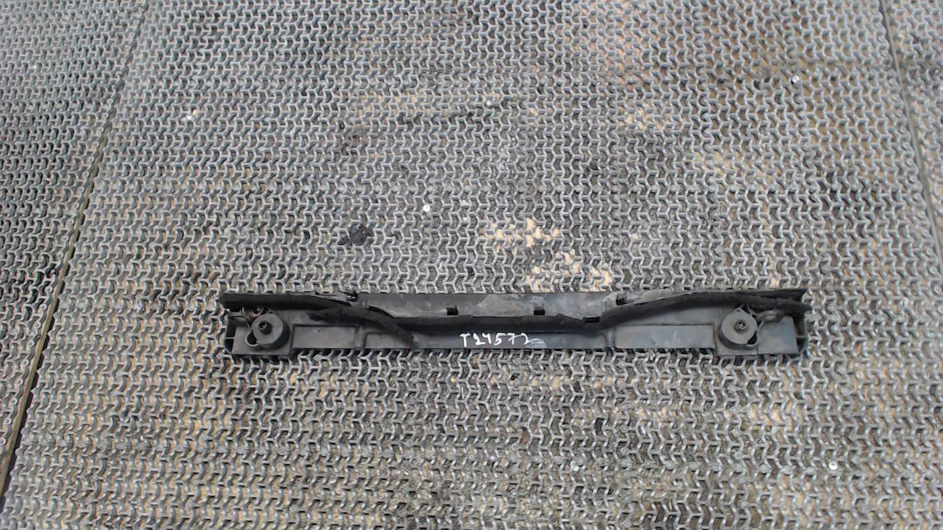 Кронштейн радиатора