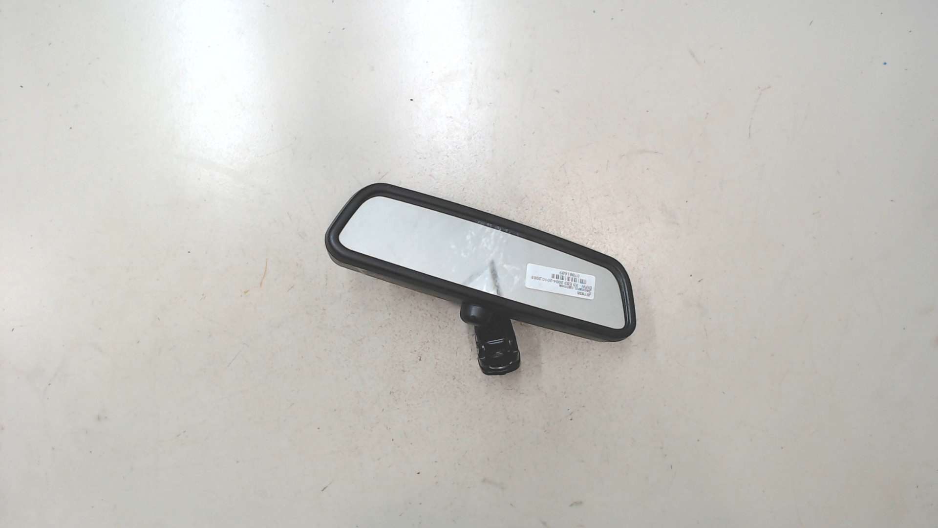 Зеркало заднего вида