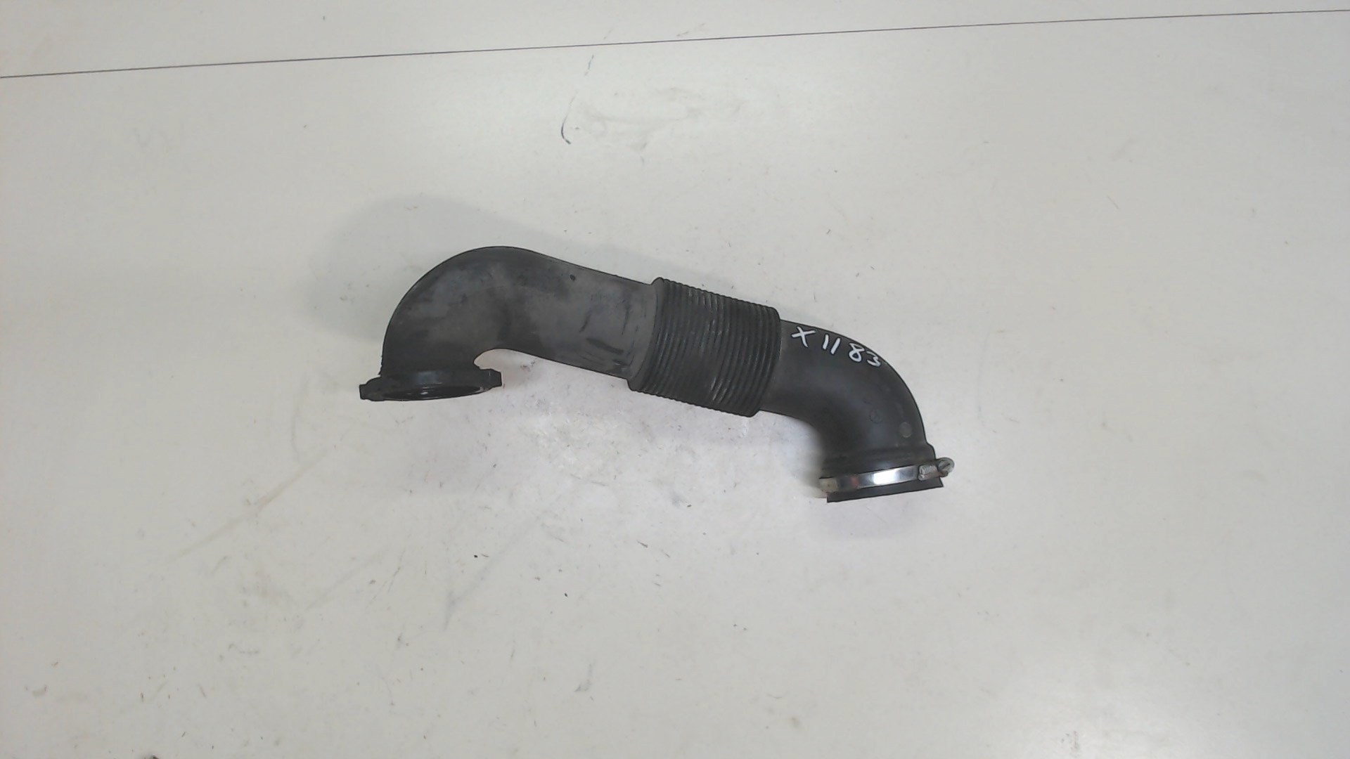 Патрубок воздушного фильтра