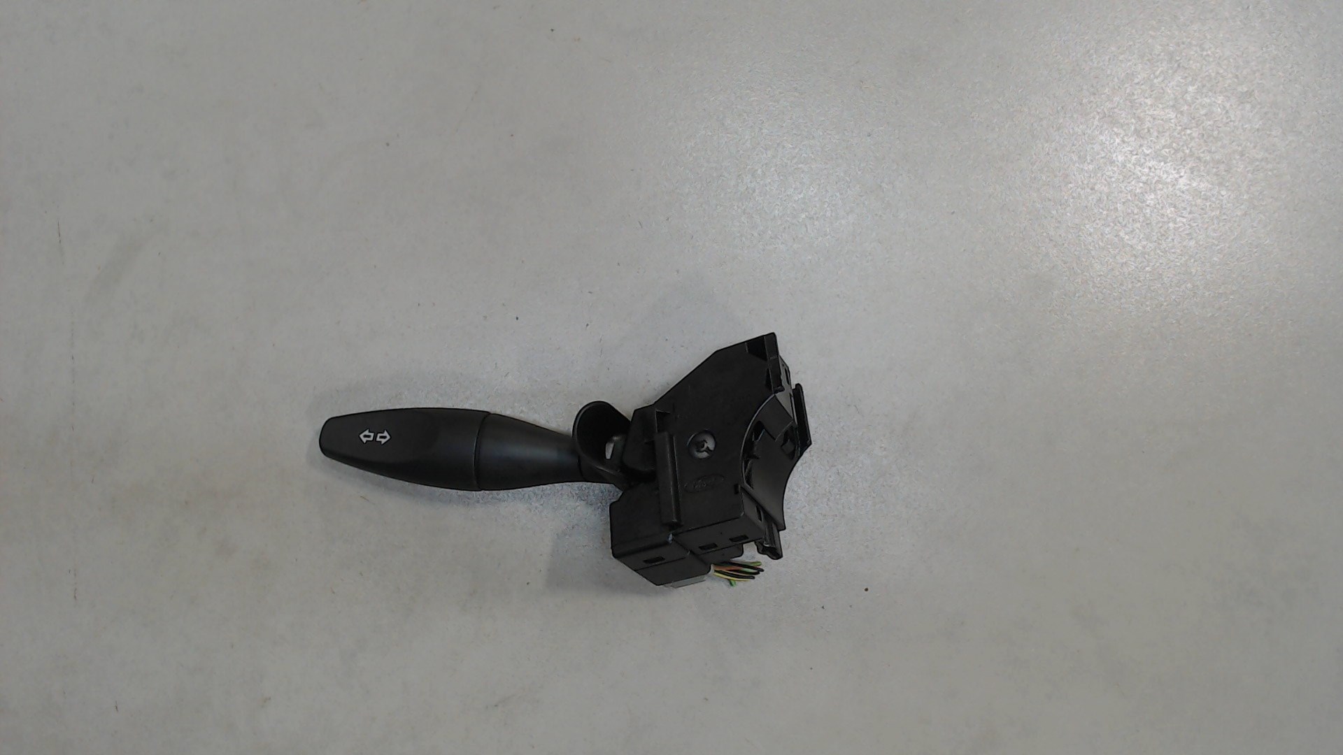 Переключатель поворотов подрулевой