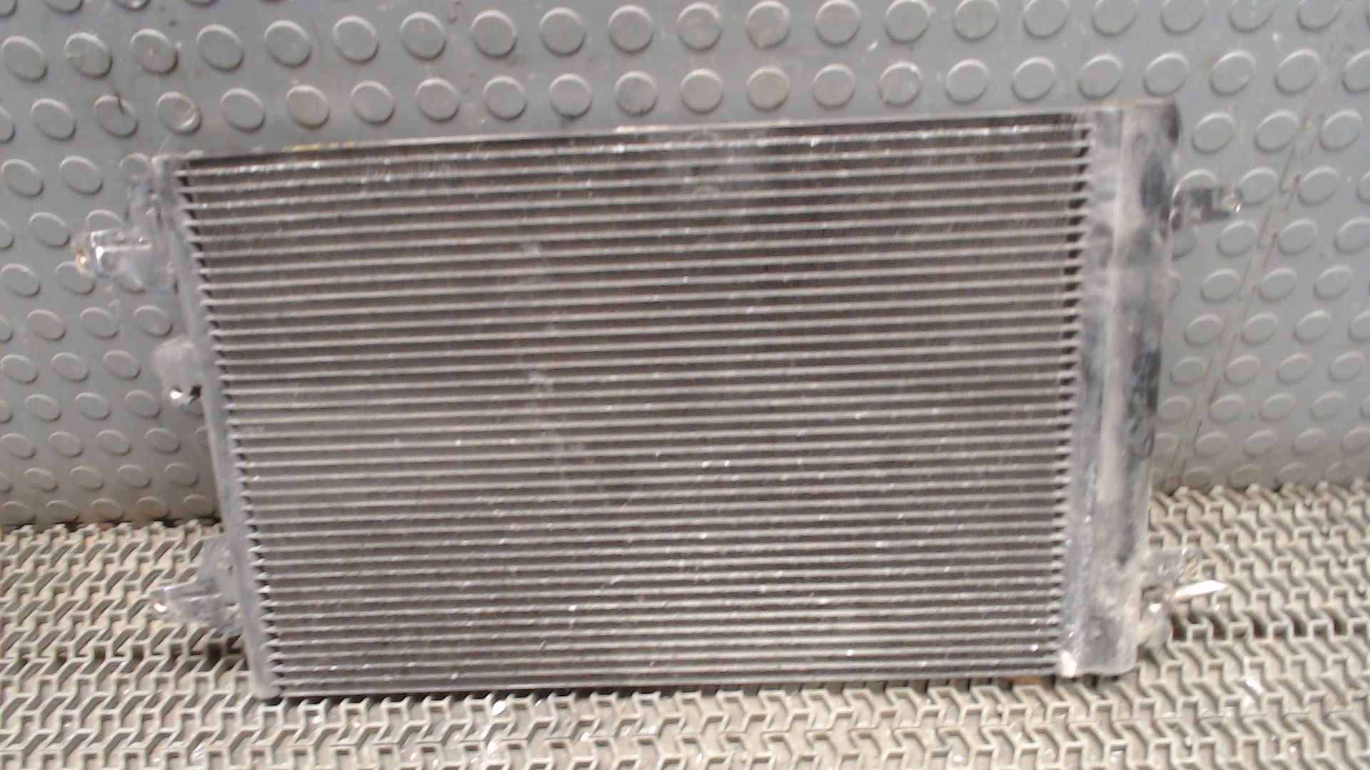 Радиатор кондиционера / конденсер