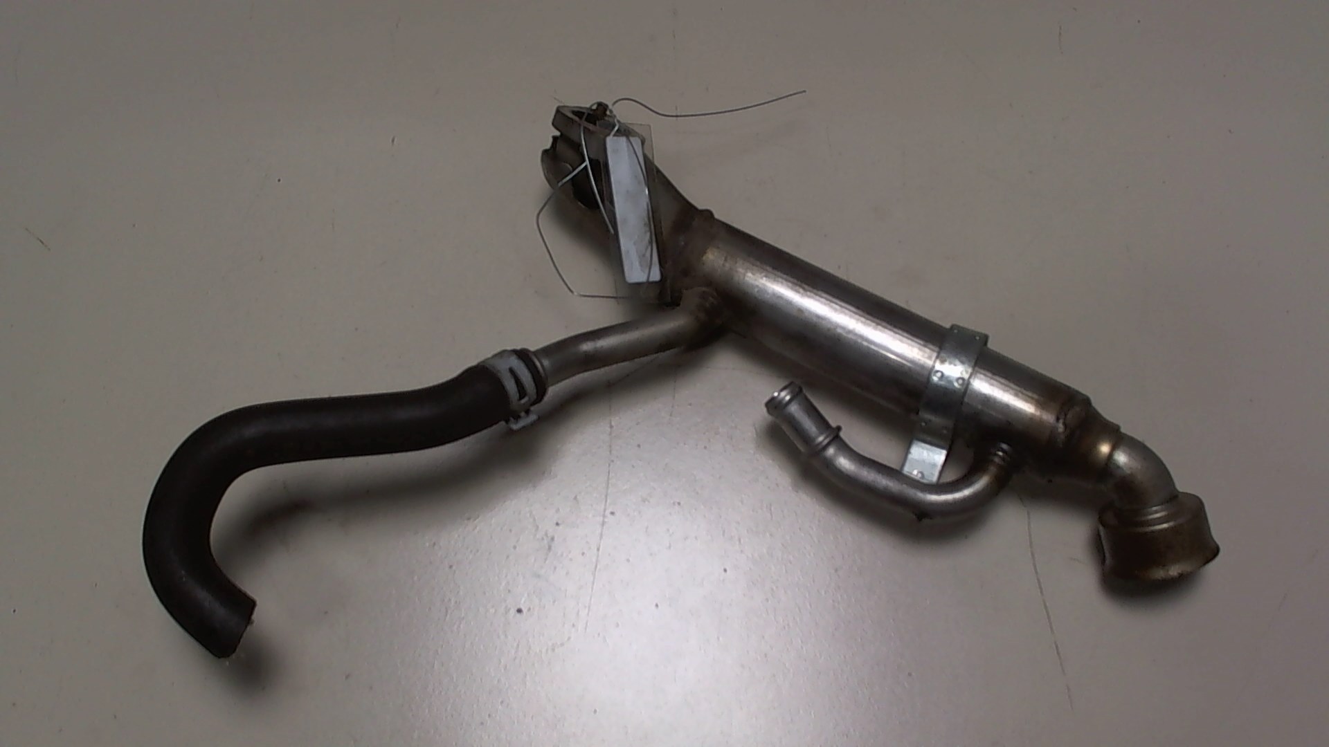 Тройник вентиляции картерных газов