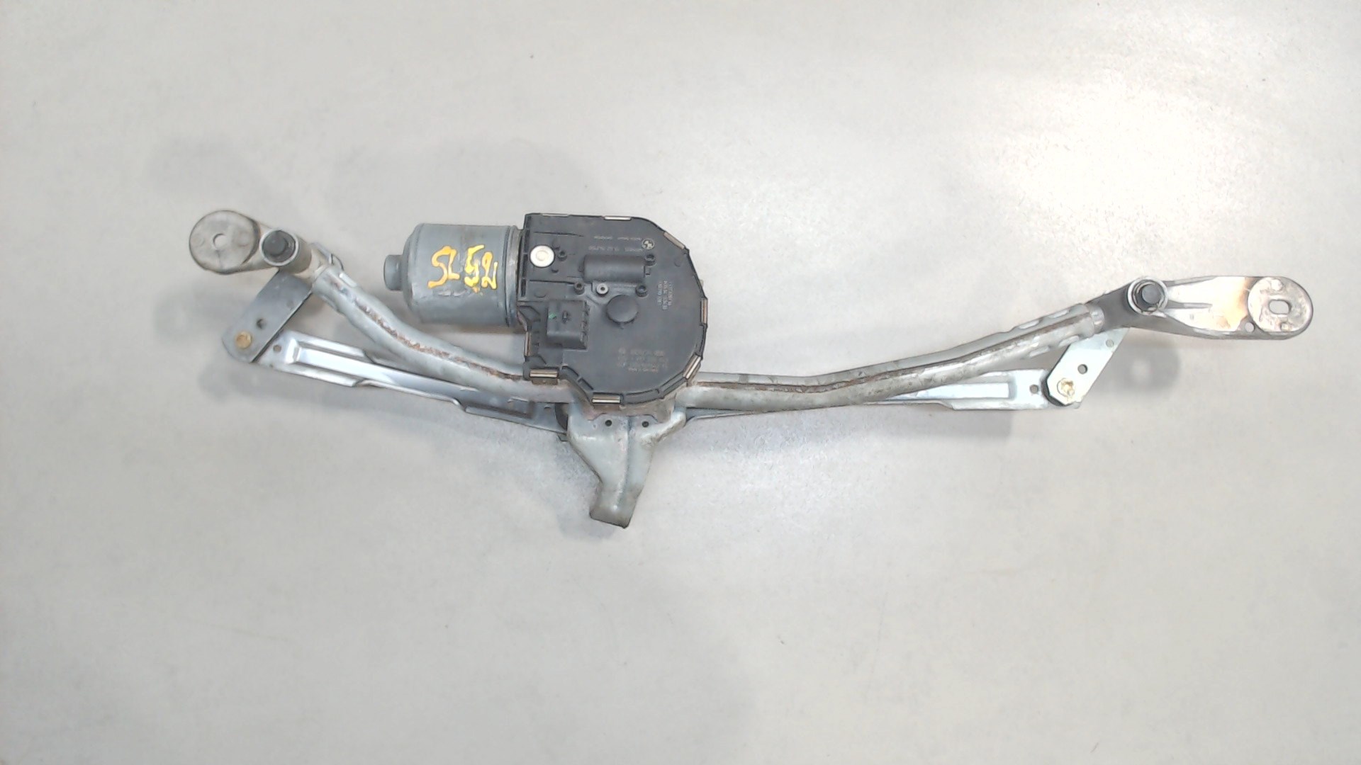 Трапеция стеклоочистителей