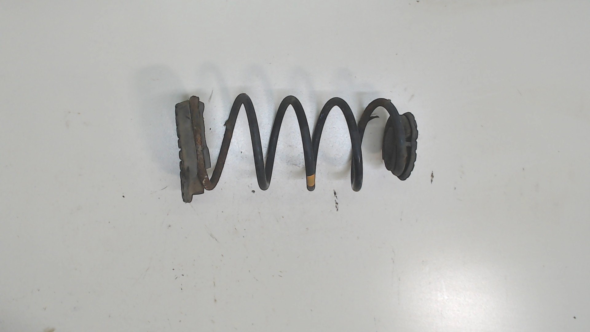 Пружина задняя