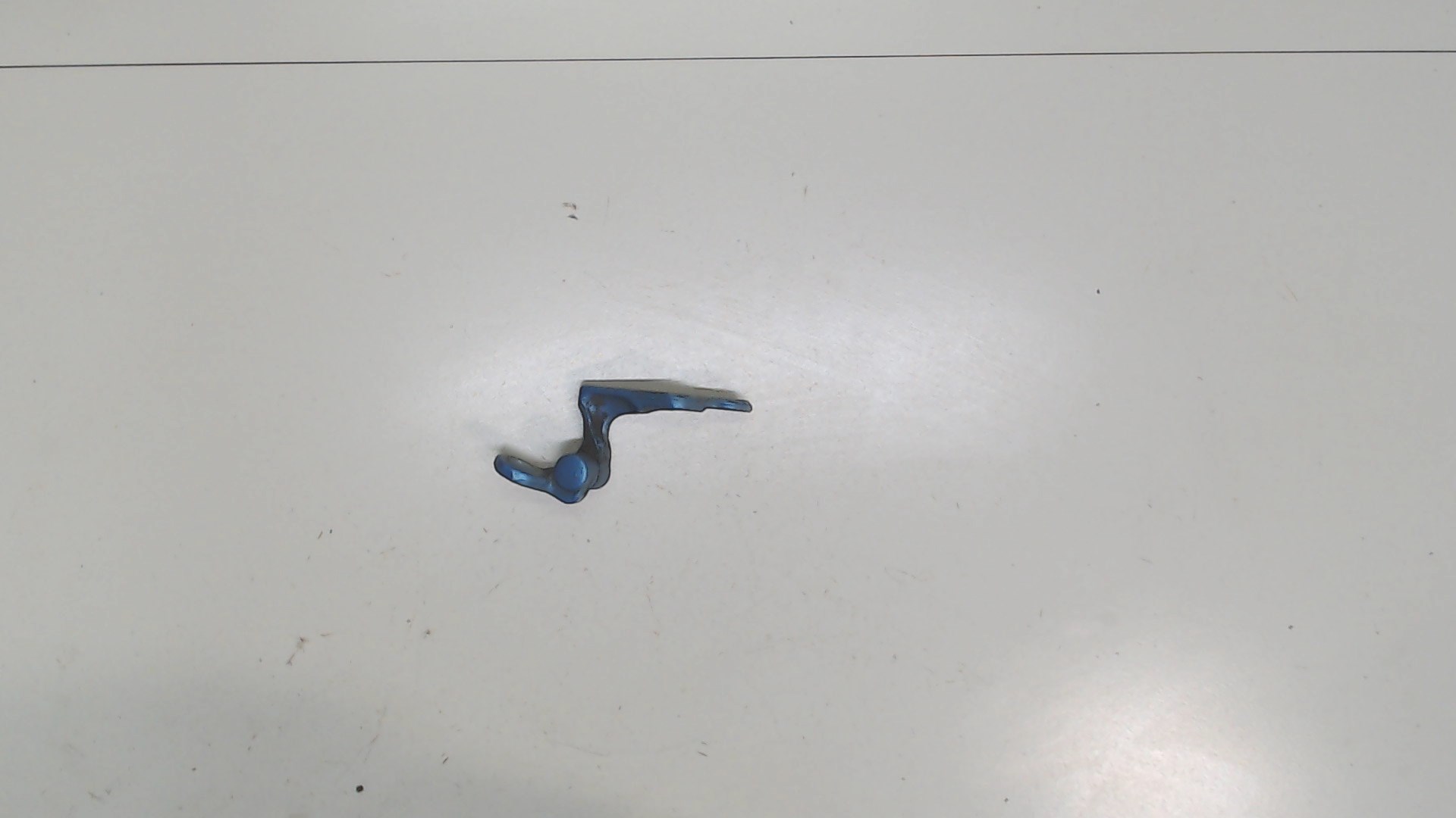 Петля двери