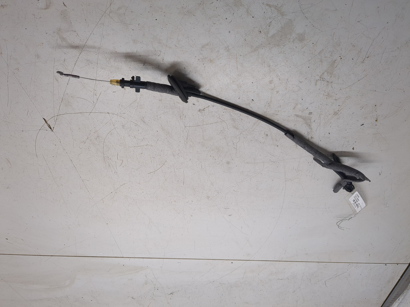 Трос открывания двери