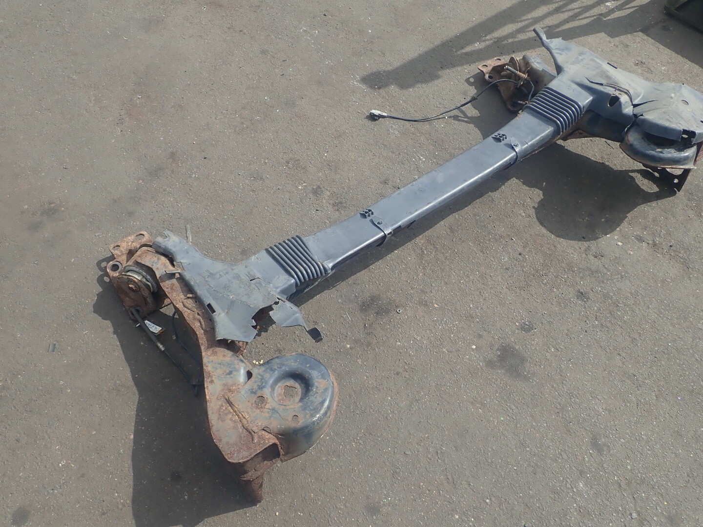 Балка задняя