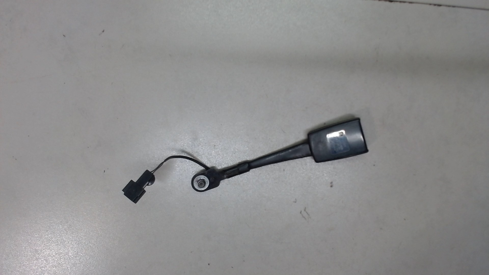 Ответная часть ремня безопасности