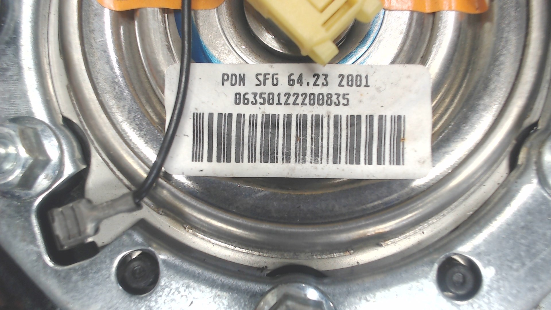 Подушка безопасности в рулевое колесо