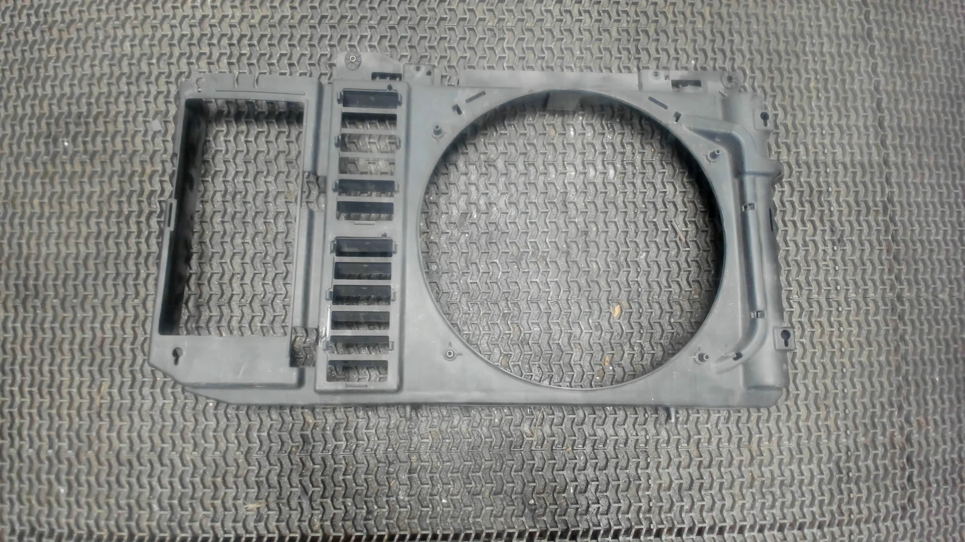 Диффузор вентилятора