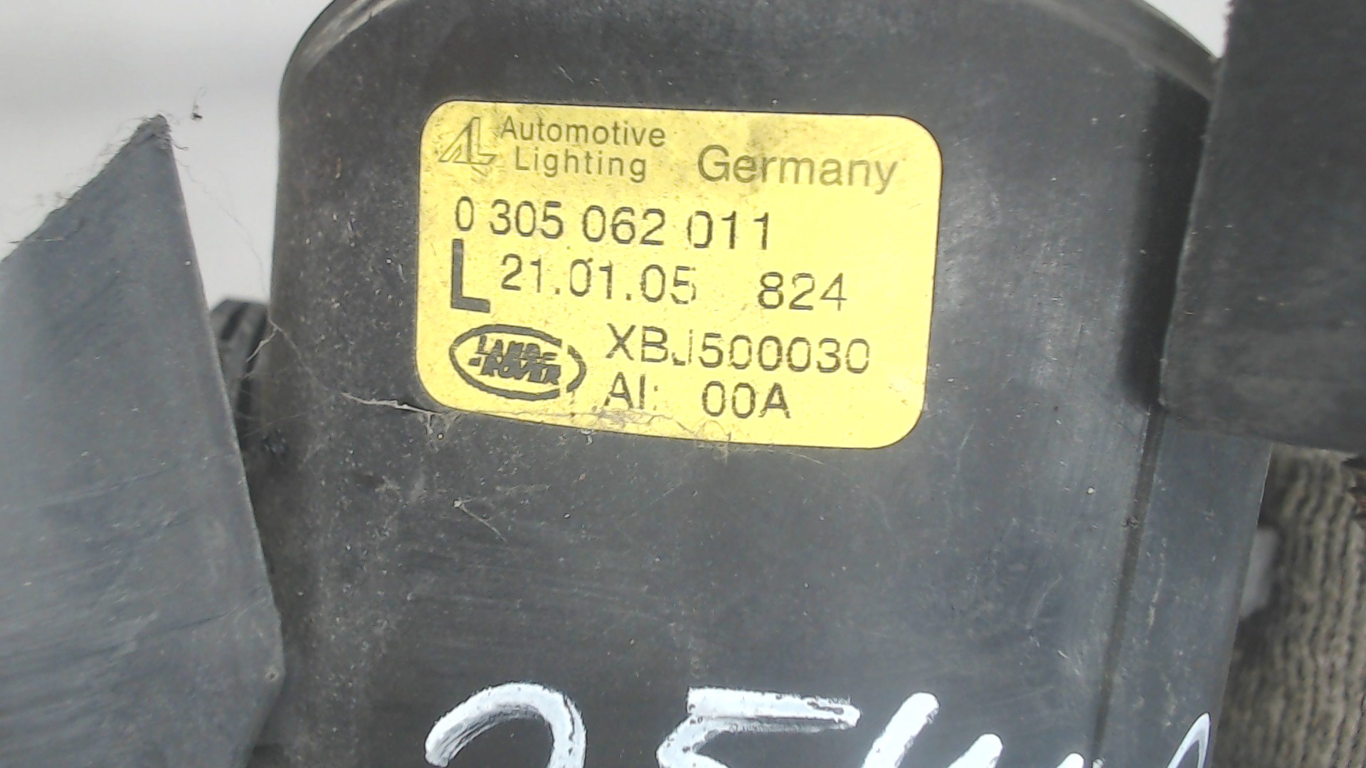 Фара противотуманная левая