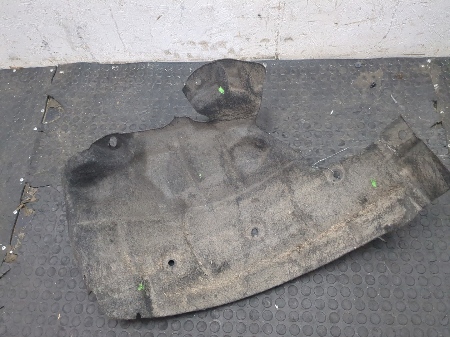 Локер передний левый