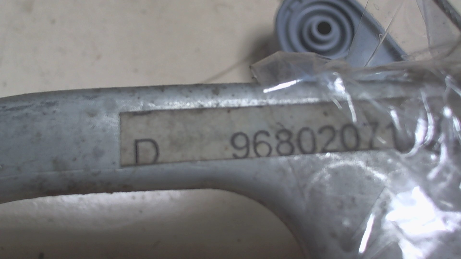 Стеклоподъемник механ. задний правый