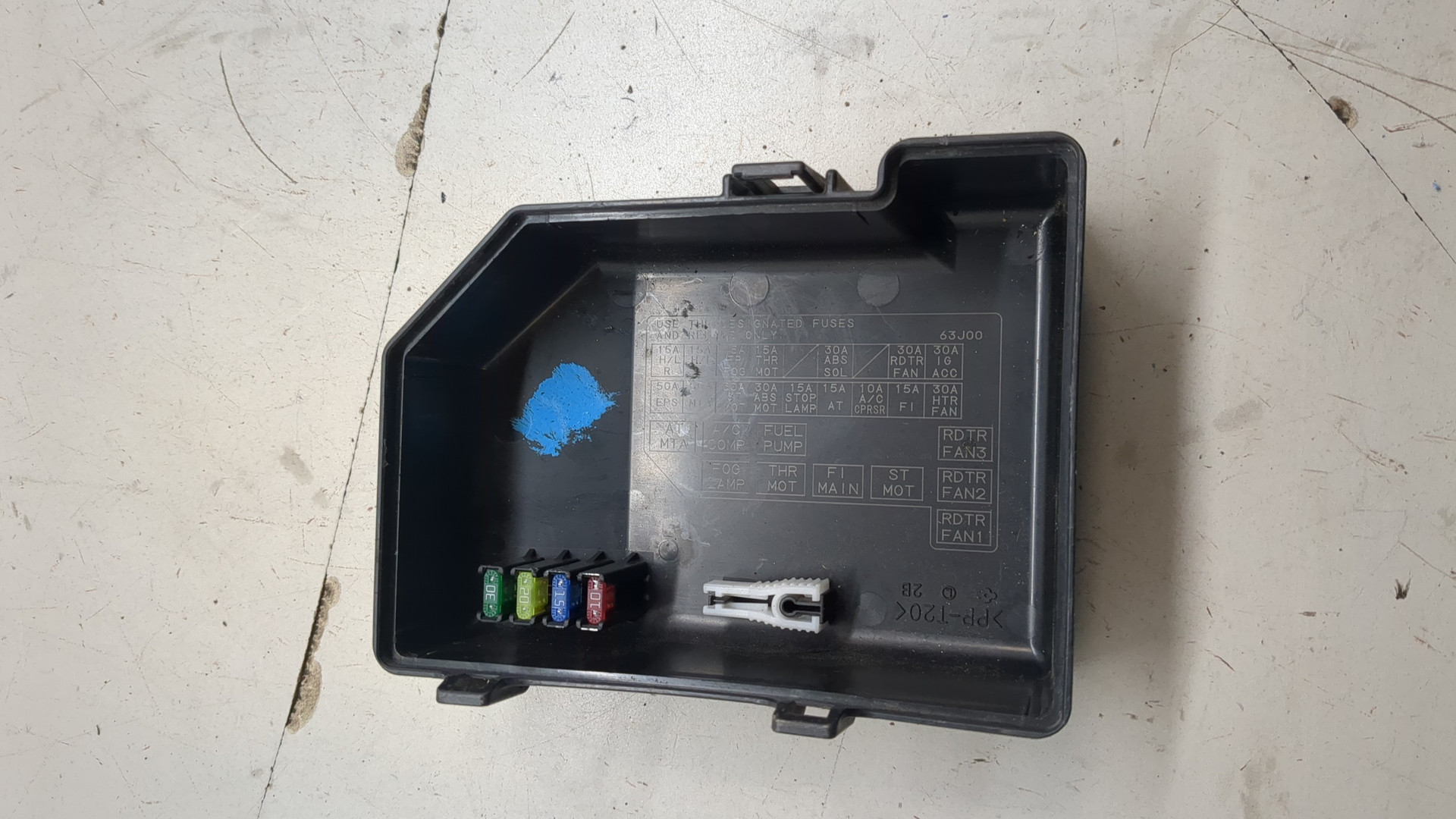 Корпус блока предохранителей