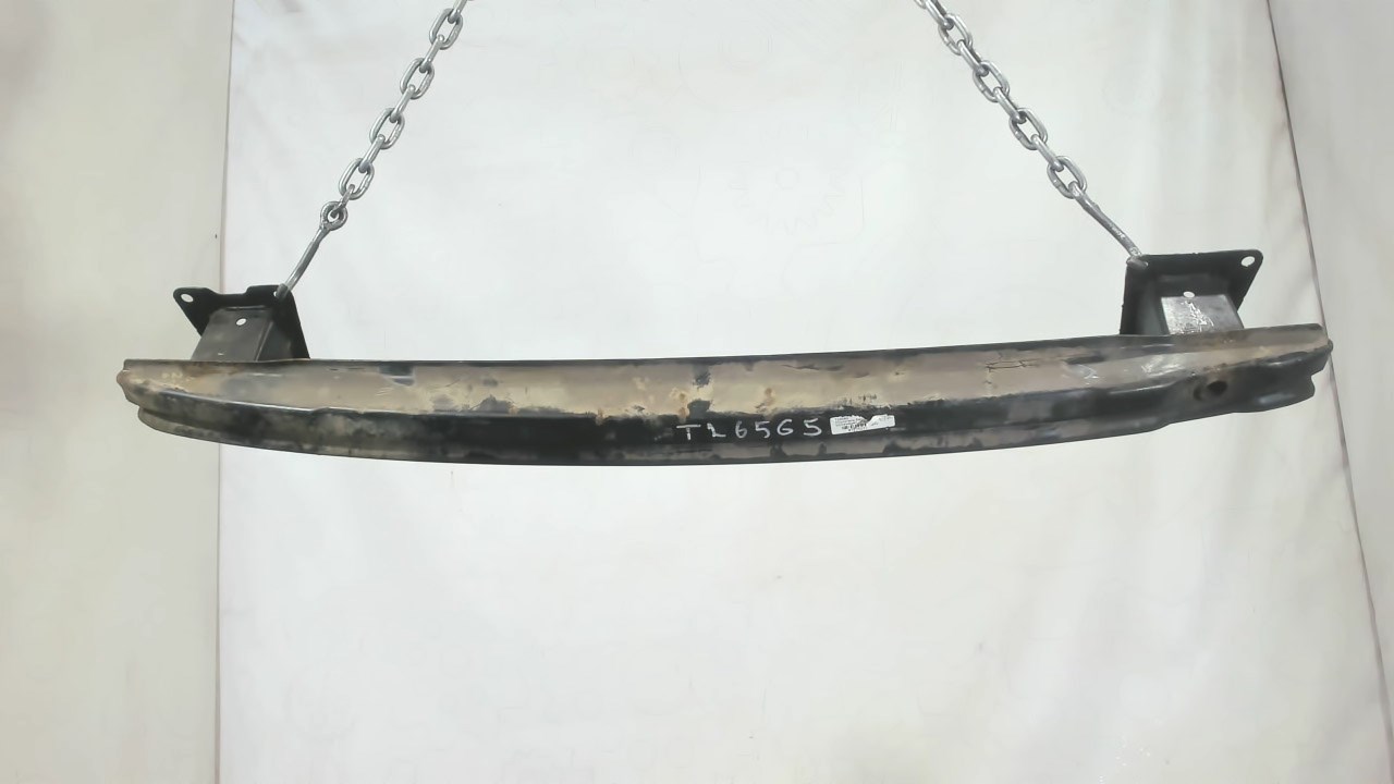 Усилитель заднего бампера