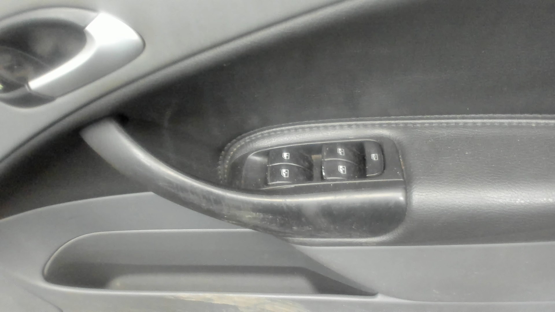 Дверь передняя правая