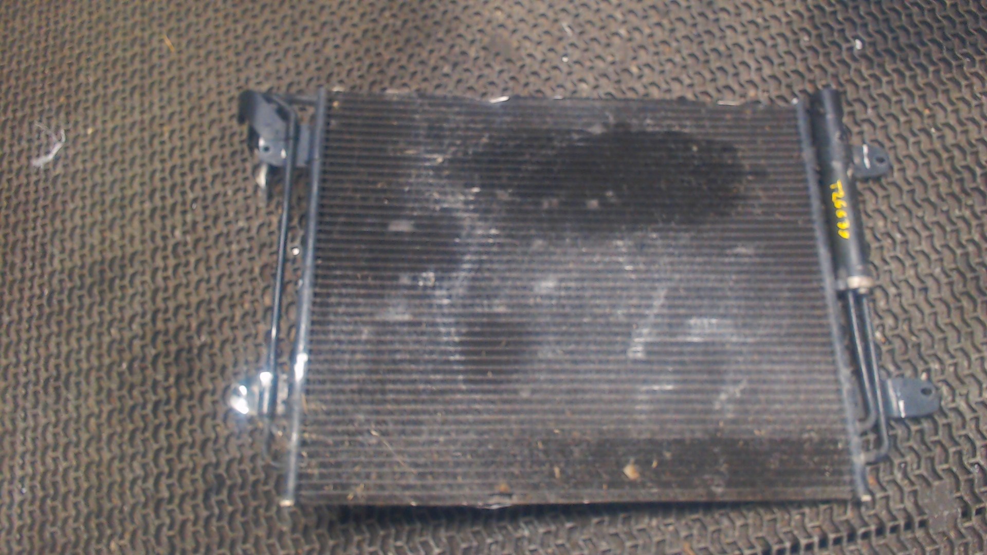 Радиатор кондиционера / конденсер