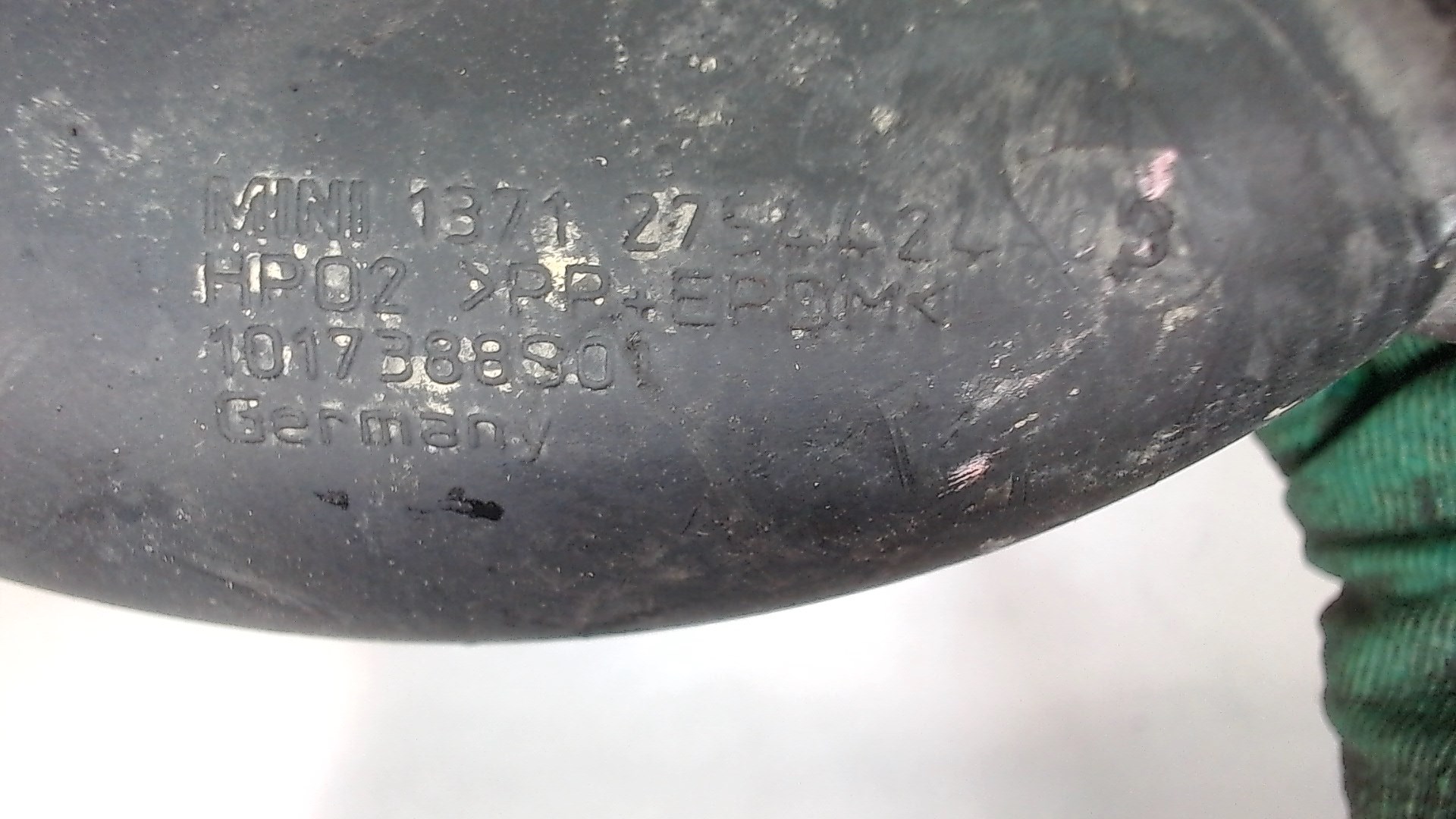 Патрубок воздушного фильтра